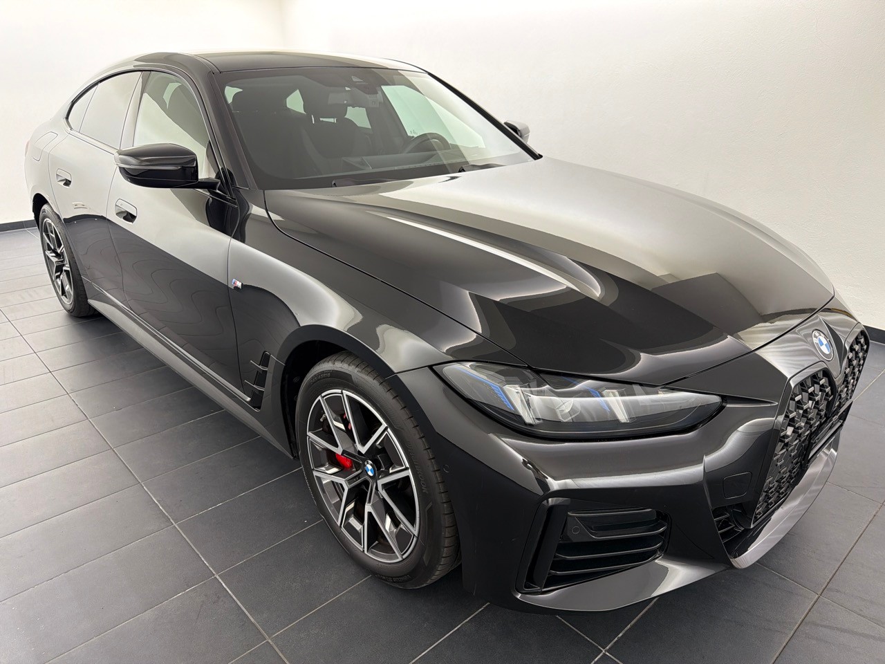 BMW 420d sDrive 48V Gran Coupé M Sport Pro-showroom-element-3