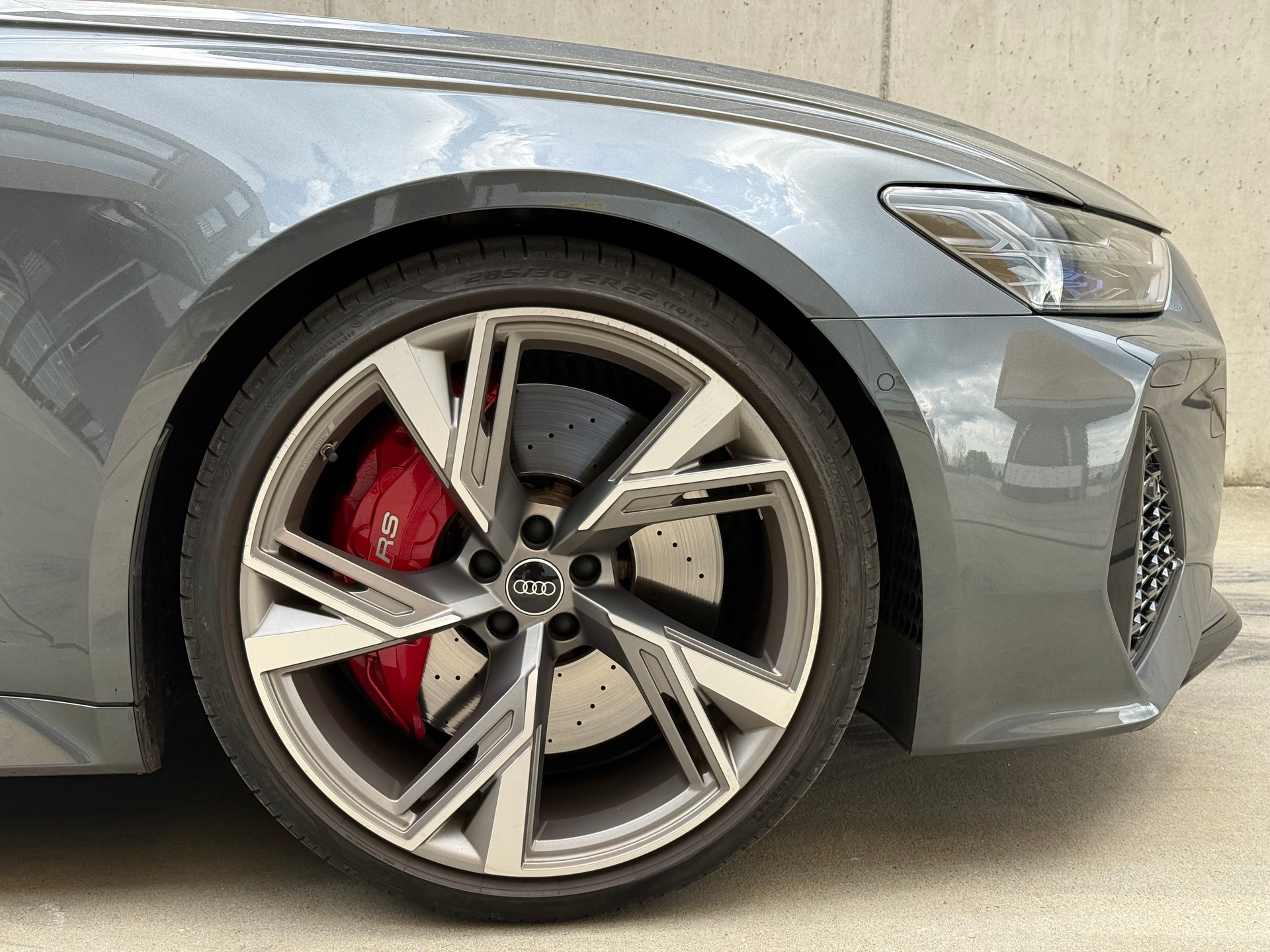 AUDI RS6 Avant 4.0 TFSI V8 quattro-image-8