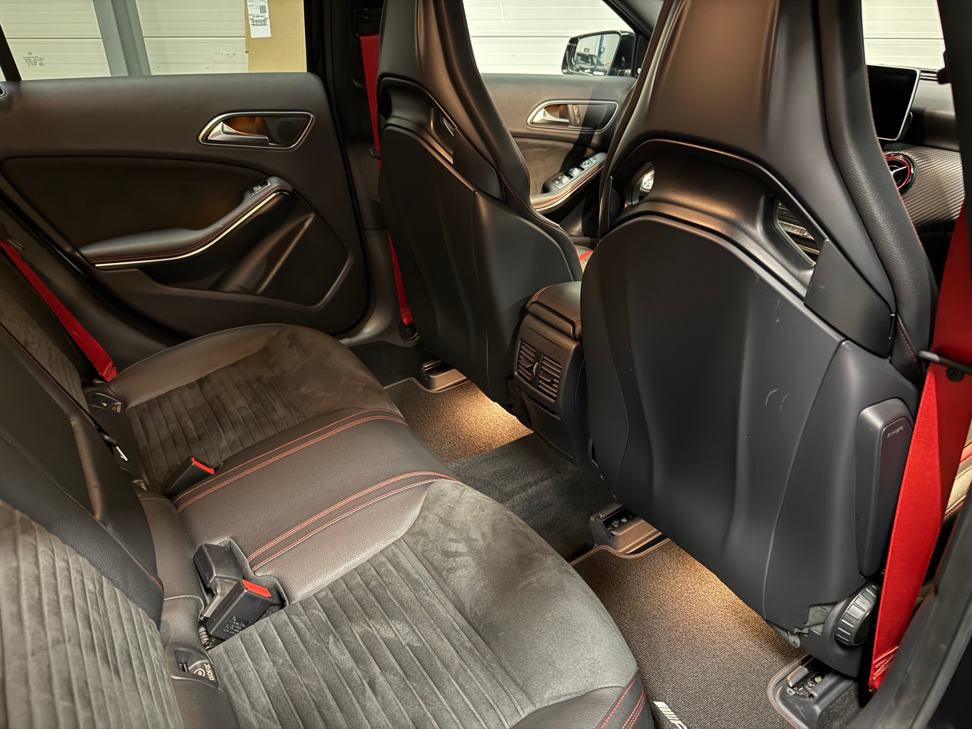 MERCEDES-BENZ A 45 AMG 4m " PERFORMANCE "-image-9