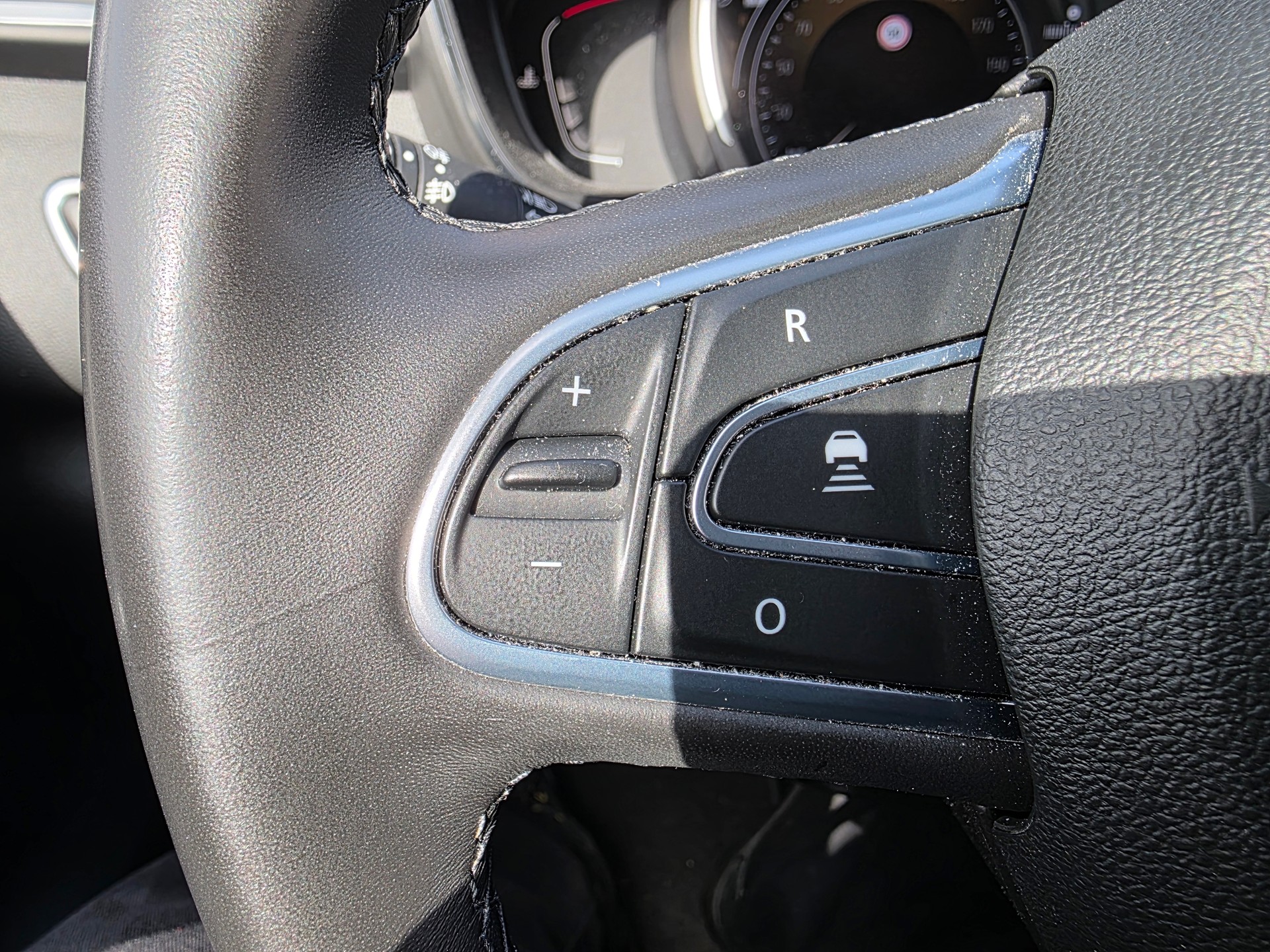 RENAULT Kadjar 1.3 16V Turbo Techno EDC-image-13