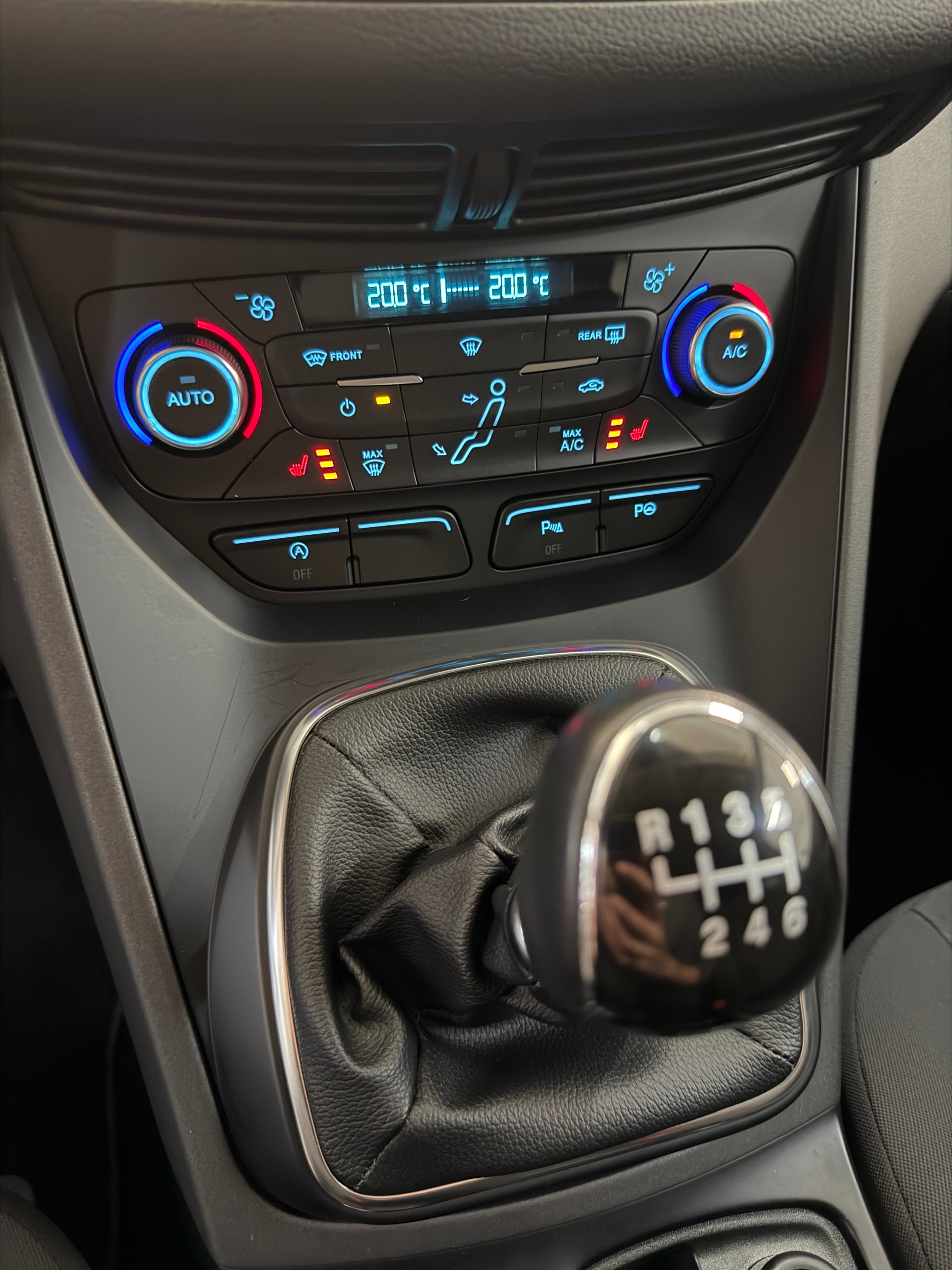 FORD C-Max 1.5 TDCi Trend-image-10