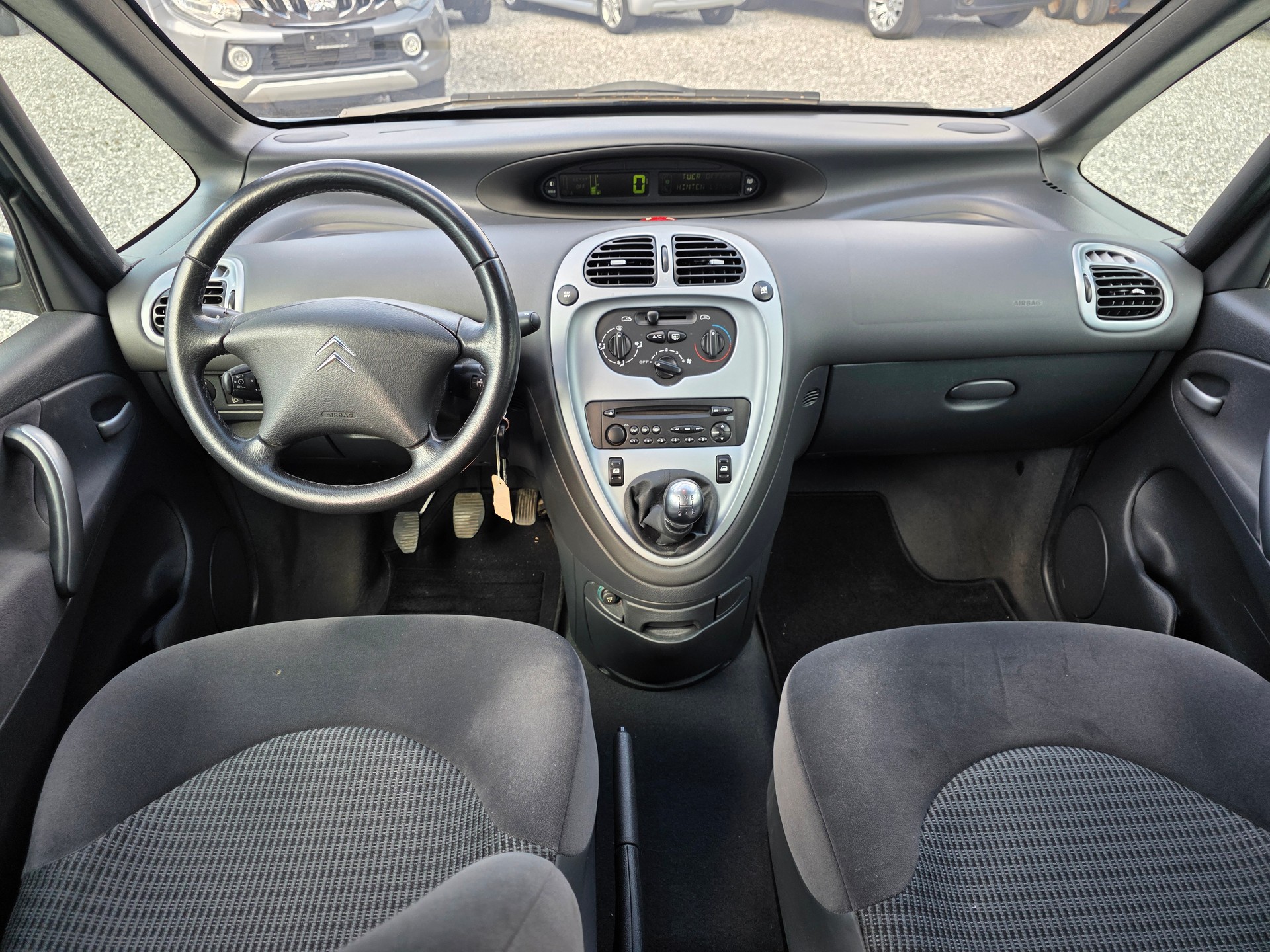 CITROEN Xsara Picasso 1.6HDi (X)-image-6