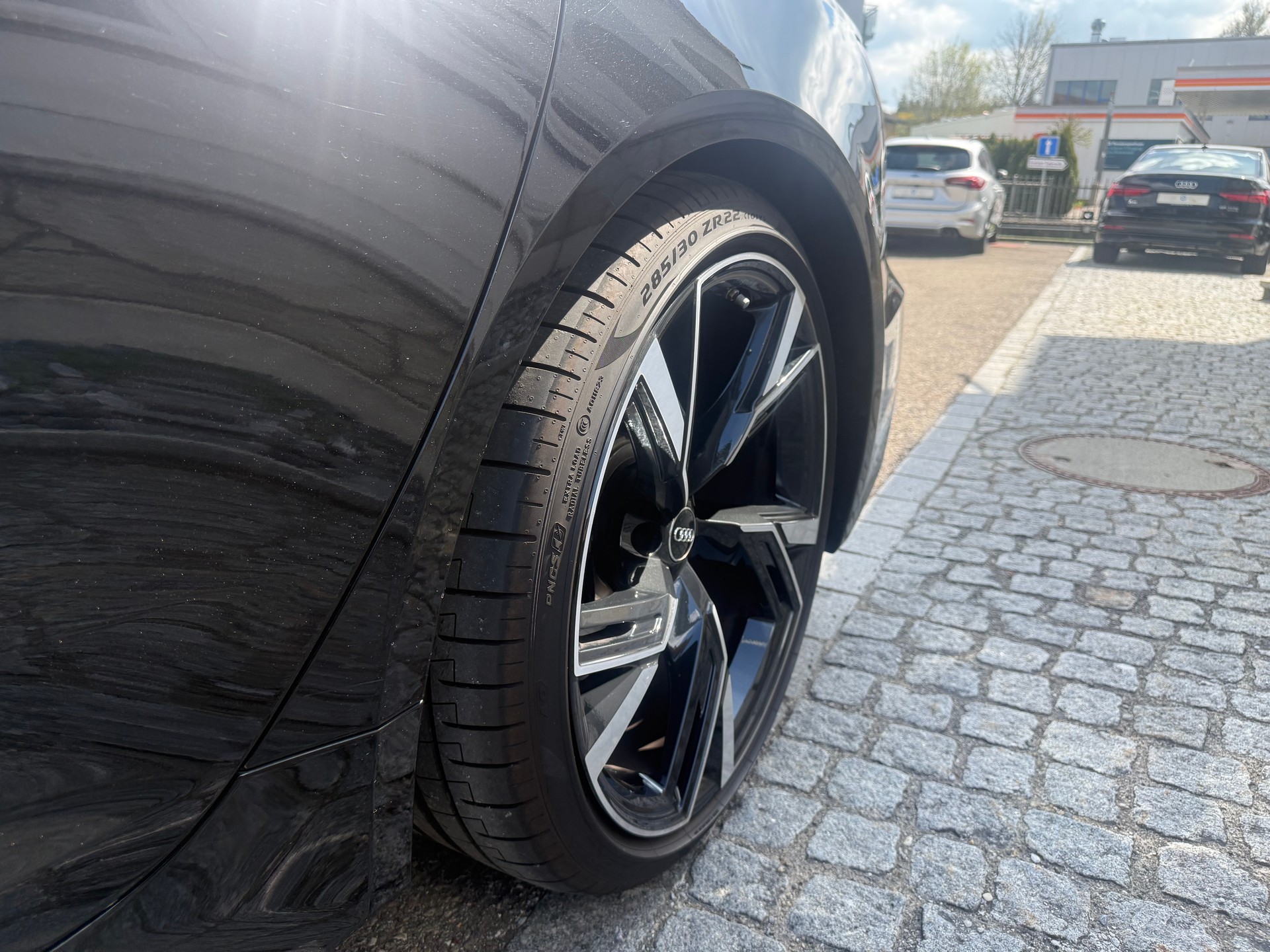 AUDI RS6 Avant 4.0 V8 TFSI quattro T-Tronic-showroom-element-3