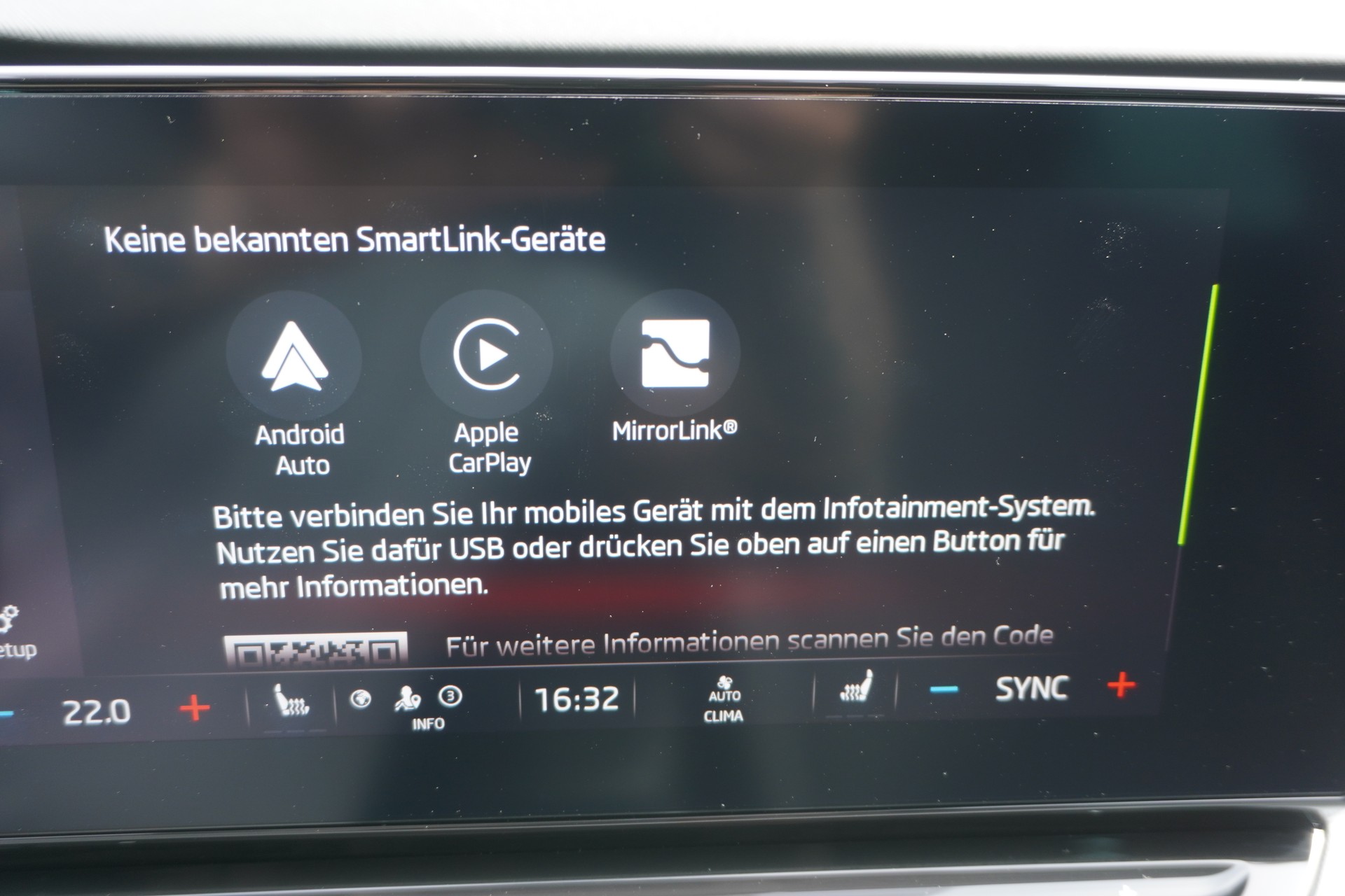SKODA Octavia Combi 2.0 TDI DSG Ambition-image-28