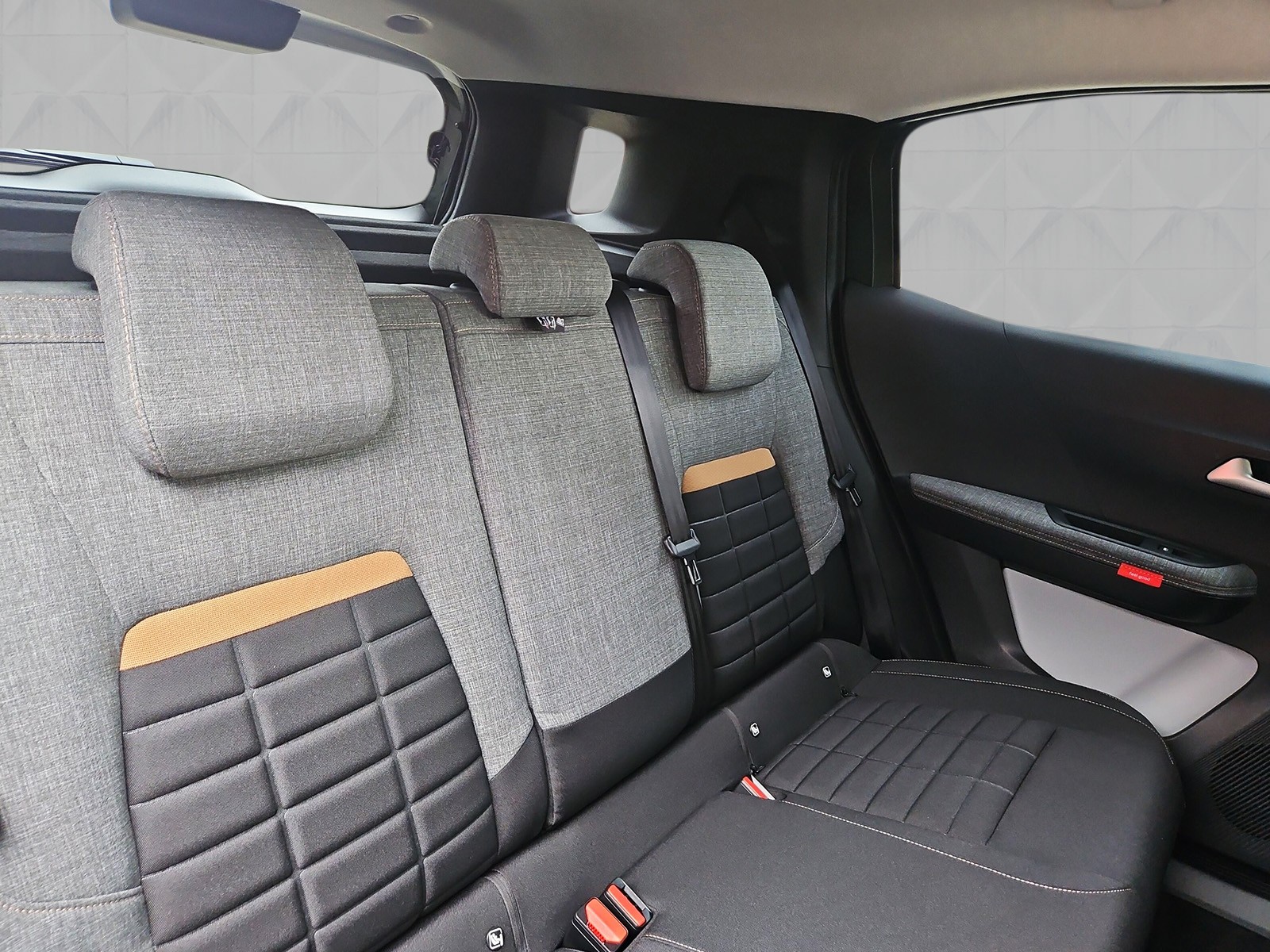 CITROEN C3 Aircross MHEV Plus-image-11