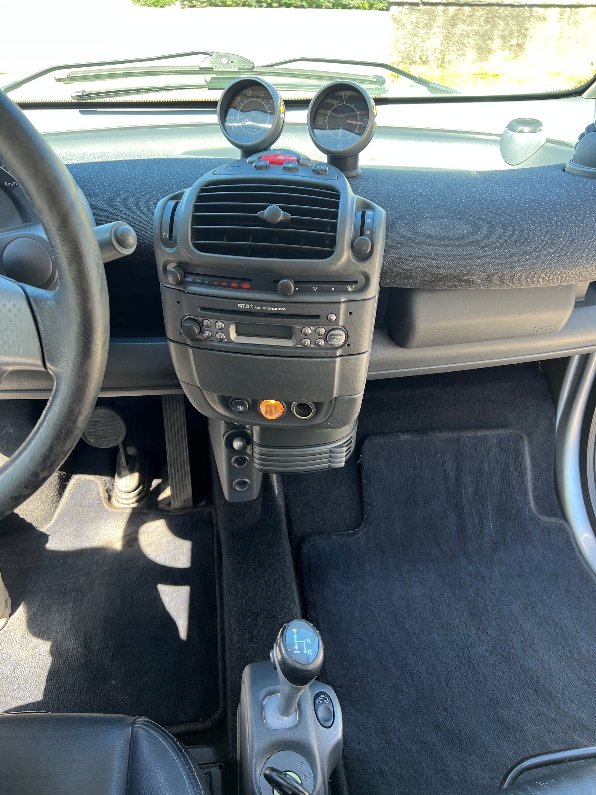 SMART fortwo passion cabrio-image-10