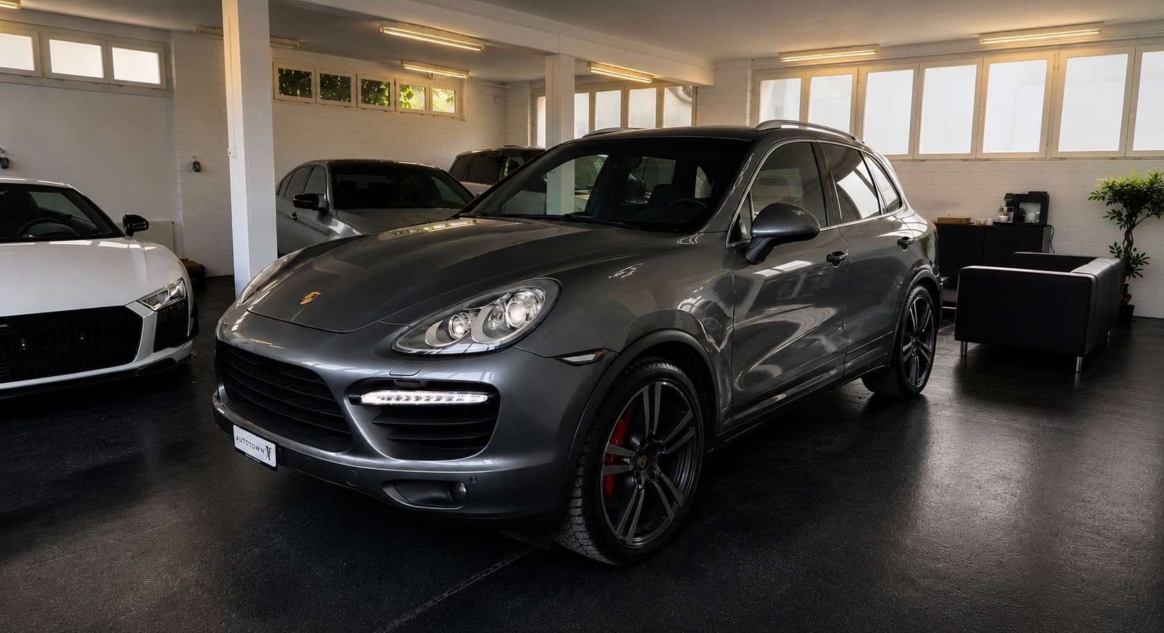 PORSCHE Cayenne 4.8 V8 Turbo TipT
