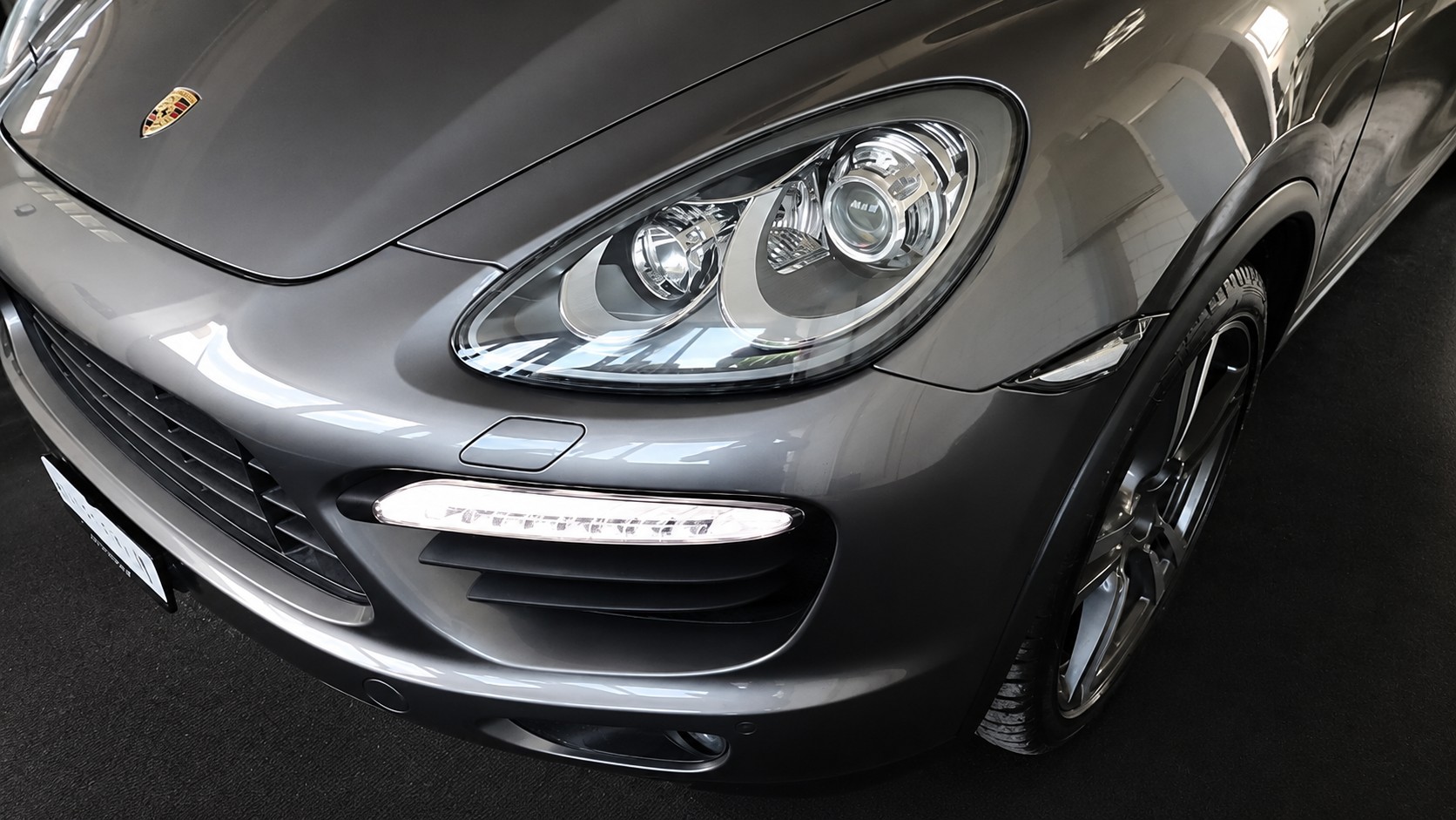 PORSCHE Cayenne 4.8 V8 Turbo TipT-image-15