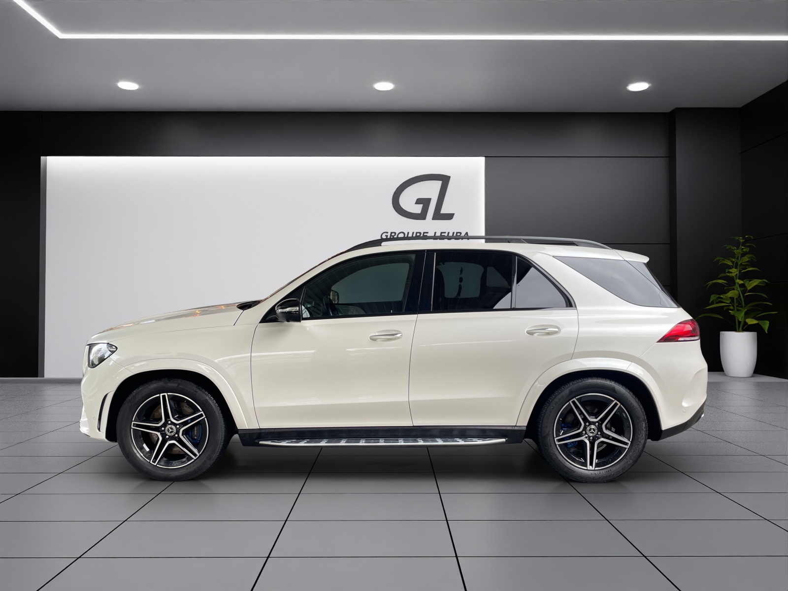 MERCEDES-BENZ GLE 450 4Matic AMG Line 9G-Tronic-showroom-element-1