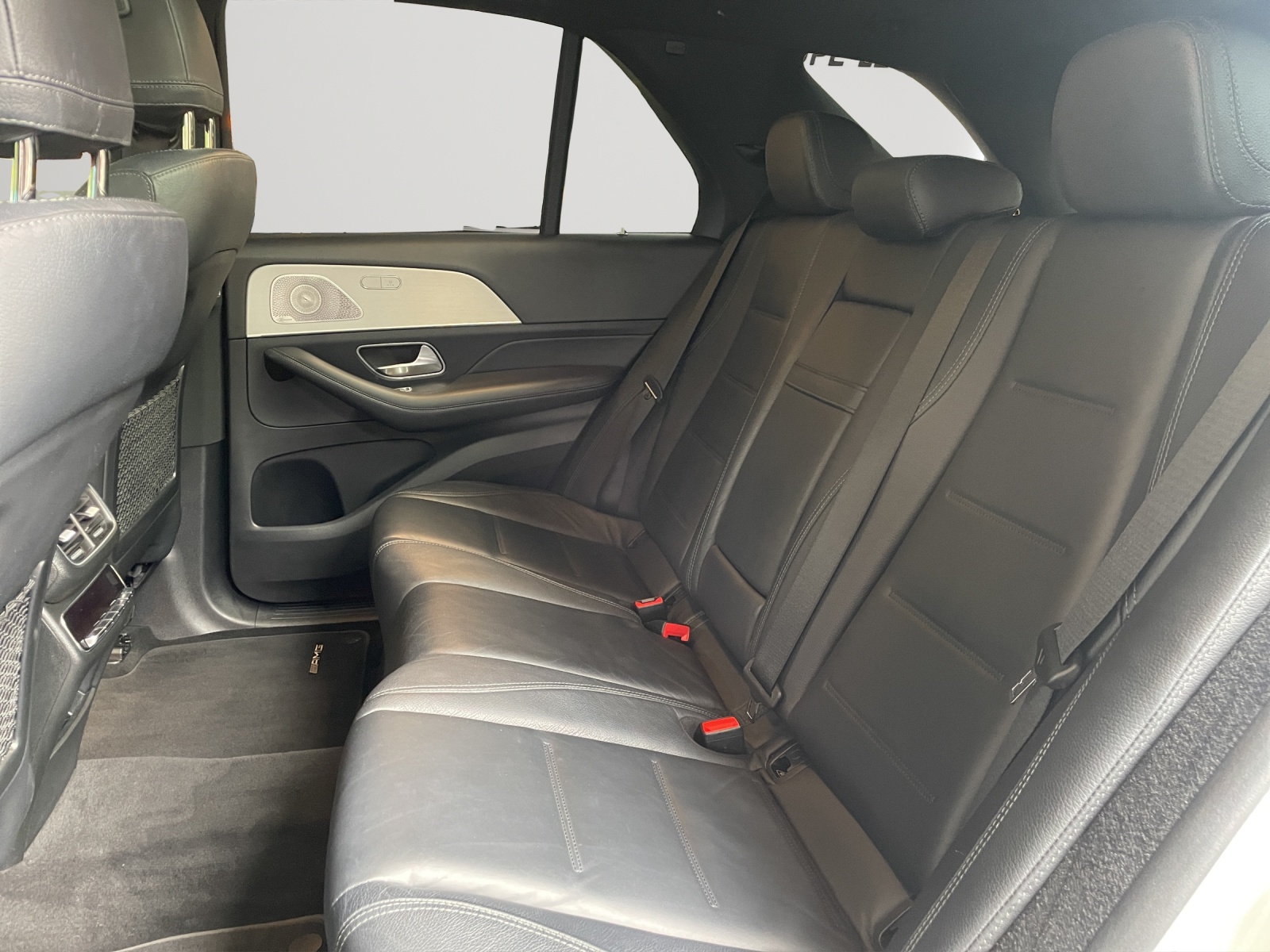 MERCEDES-BENZ GLE 450 4Matic AMG Line 9G-Tronic-image-13