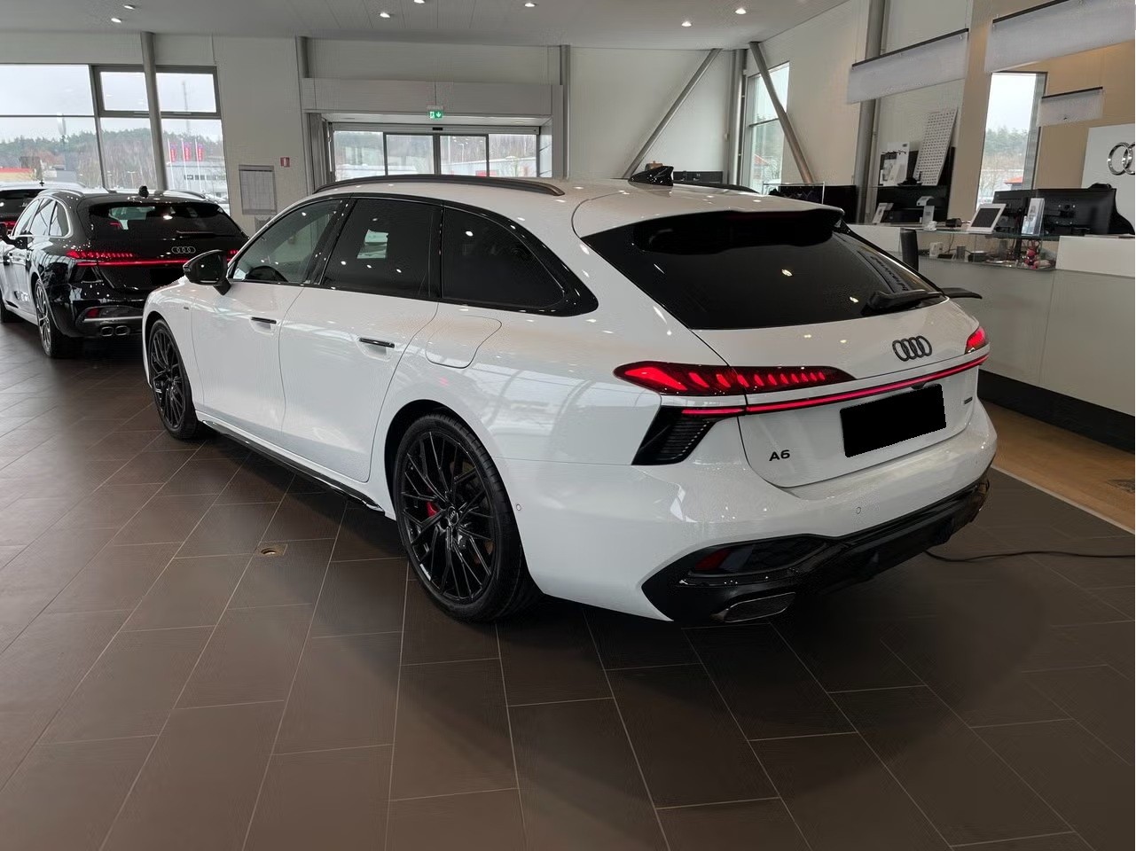 AUDI A6 Avant e-hybrid quattro 220 kW S tronic-showroom-element-3