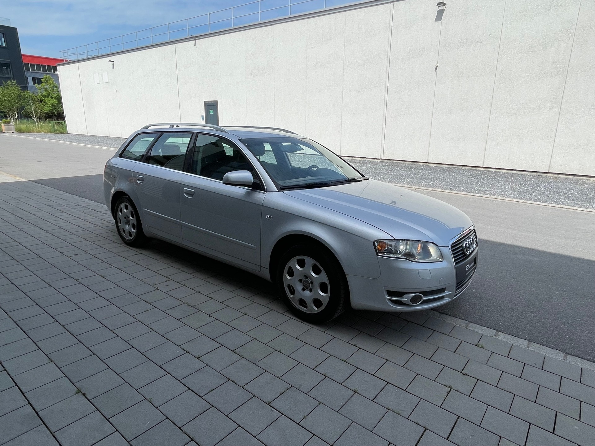 AUDI A4 Avant 1.9 TDI-image-1