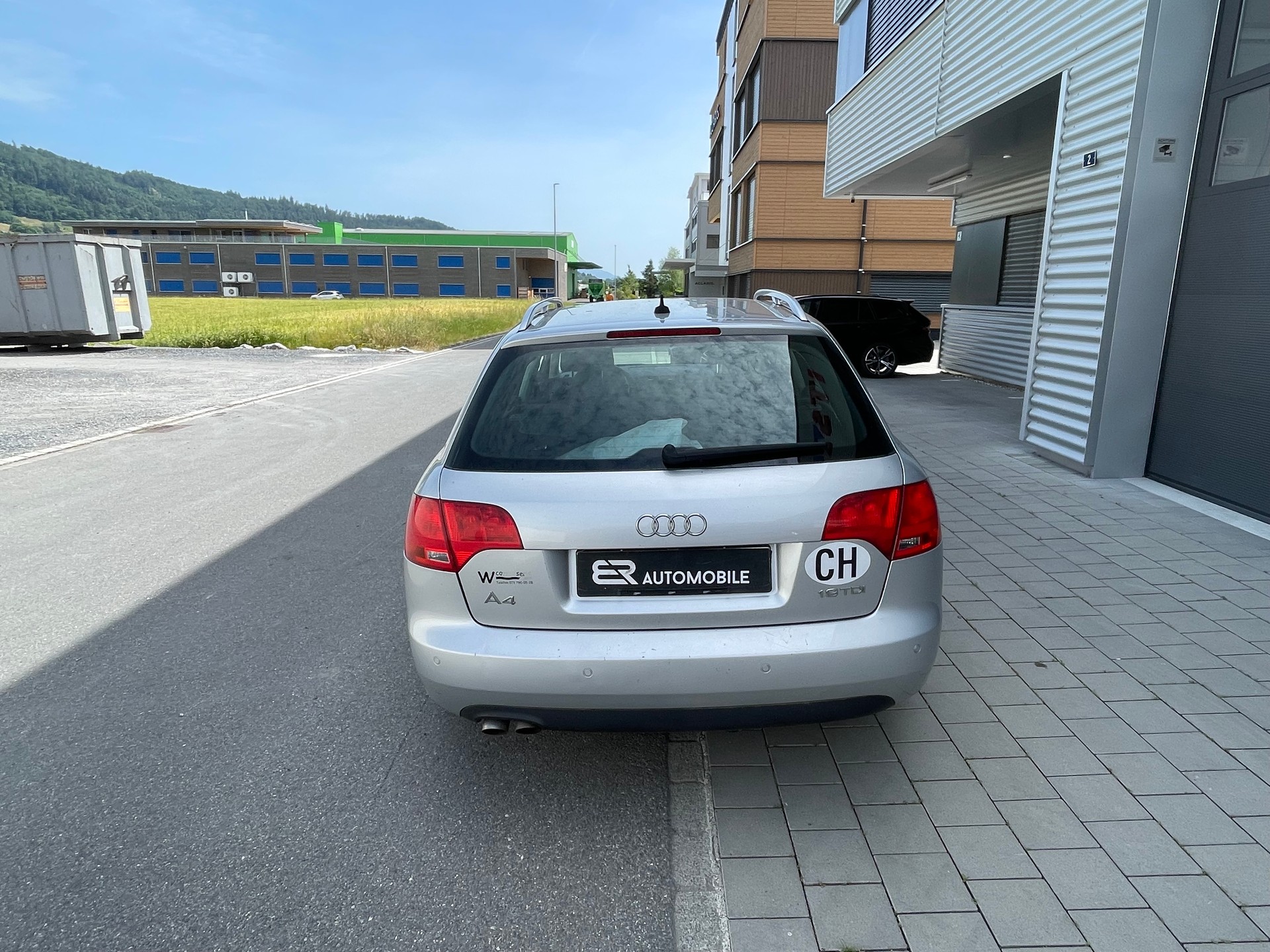 AUDI A4 Avant 1.9 TDI-image-3