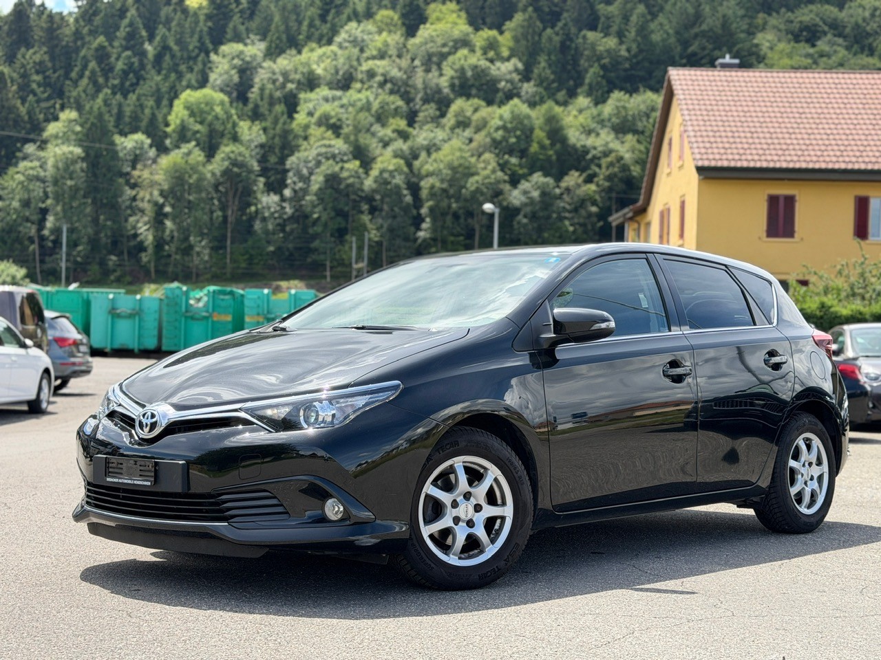TOYOTA Auris 1.2 Turbo Swiss Trend