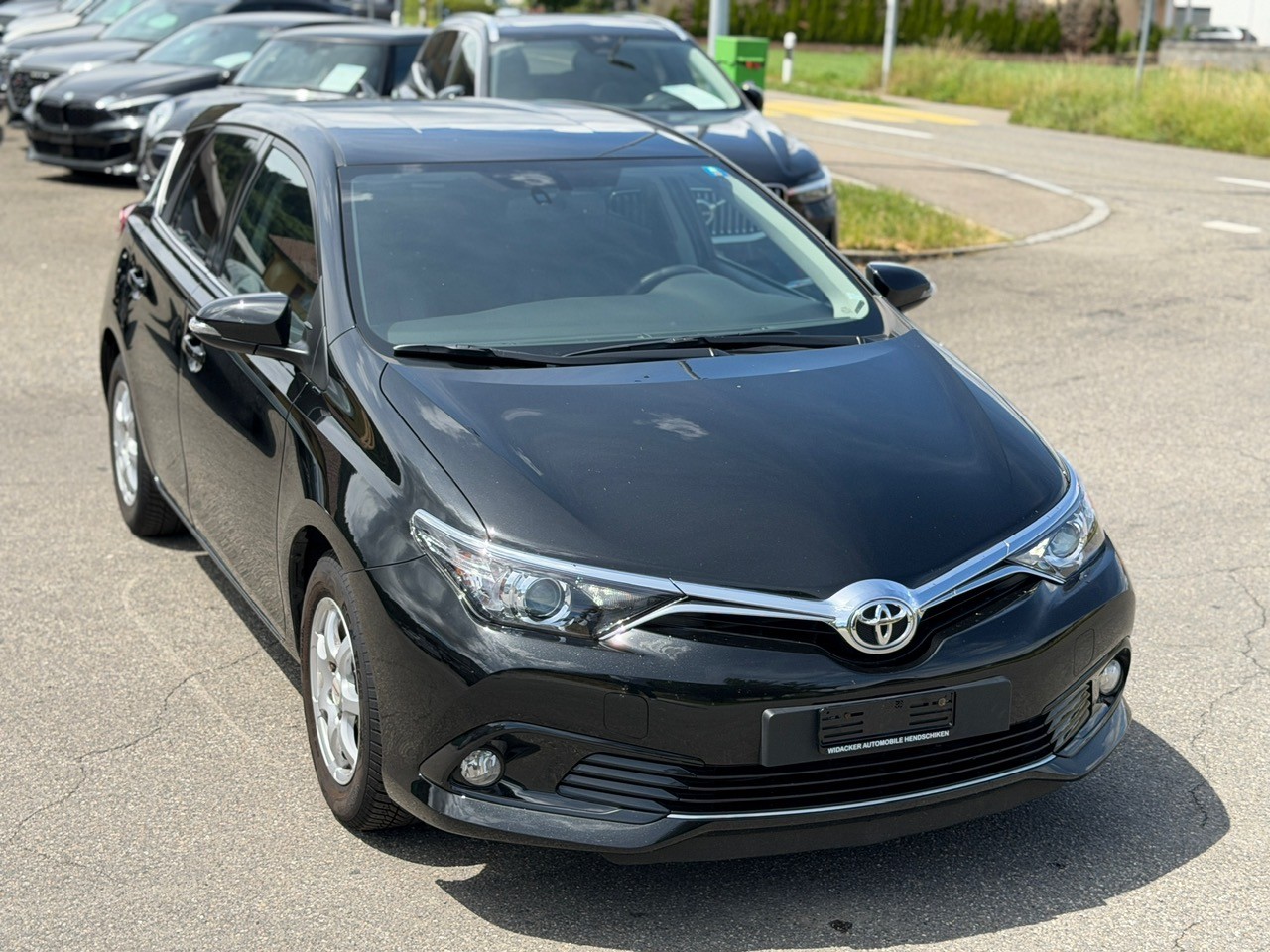 TOYOTA Auris 1.2 Turbo Swiss Trend-image-12