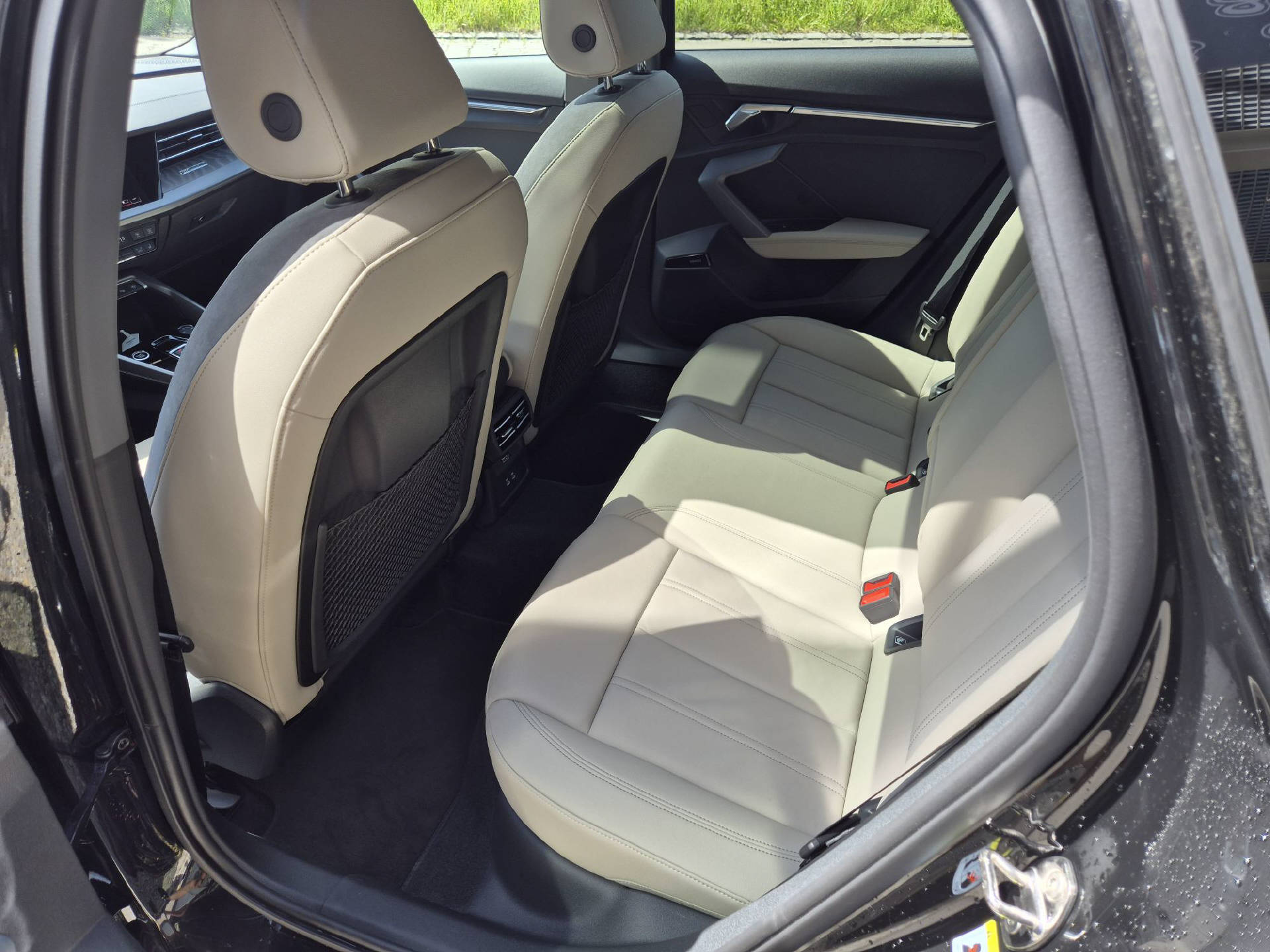 AUDI A3 Sportback 1.5 35 TFSI Advanced S-Tronic-image-12