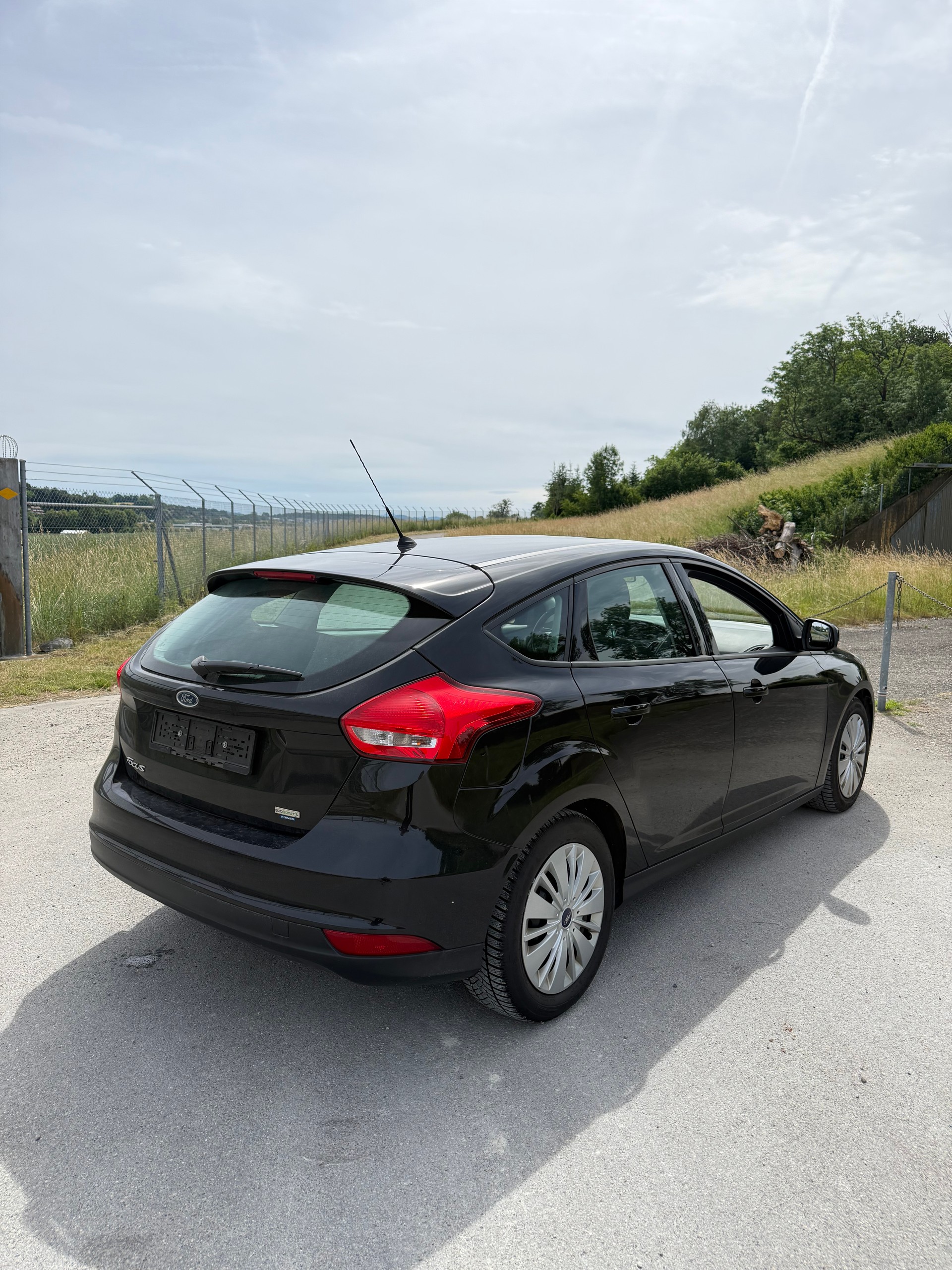 FORD Focus 1.0 SCTi Trend-image-5