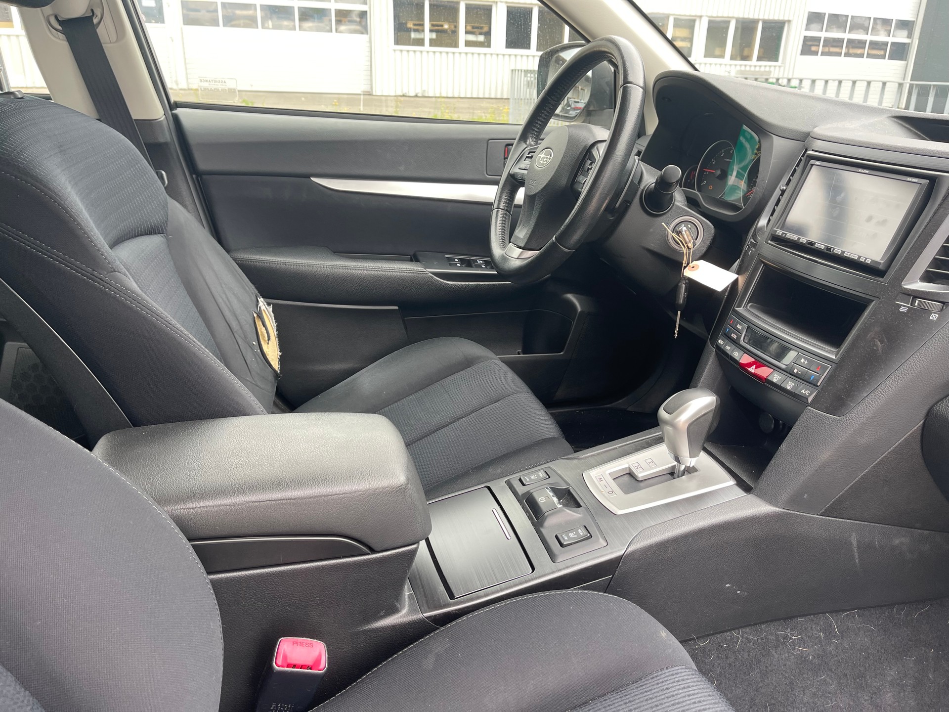 SUBARU Legacy 2.0i Limited AWD Lineartronic-image-5