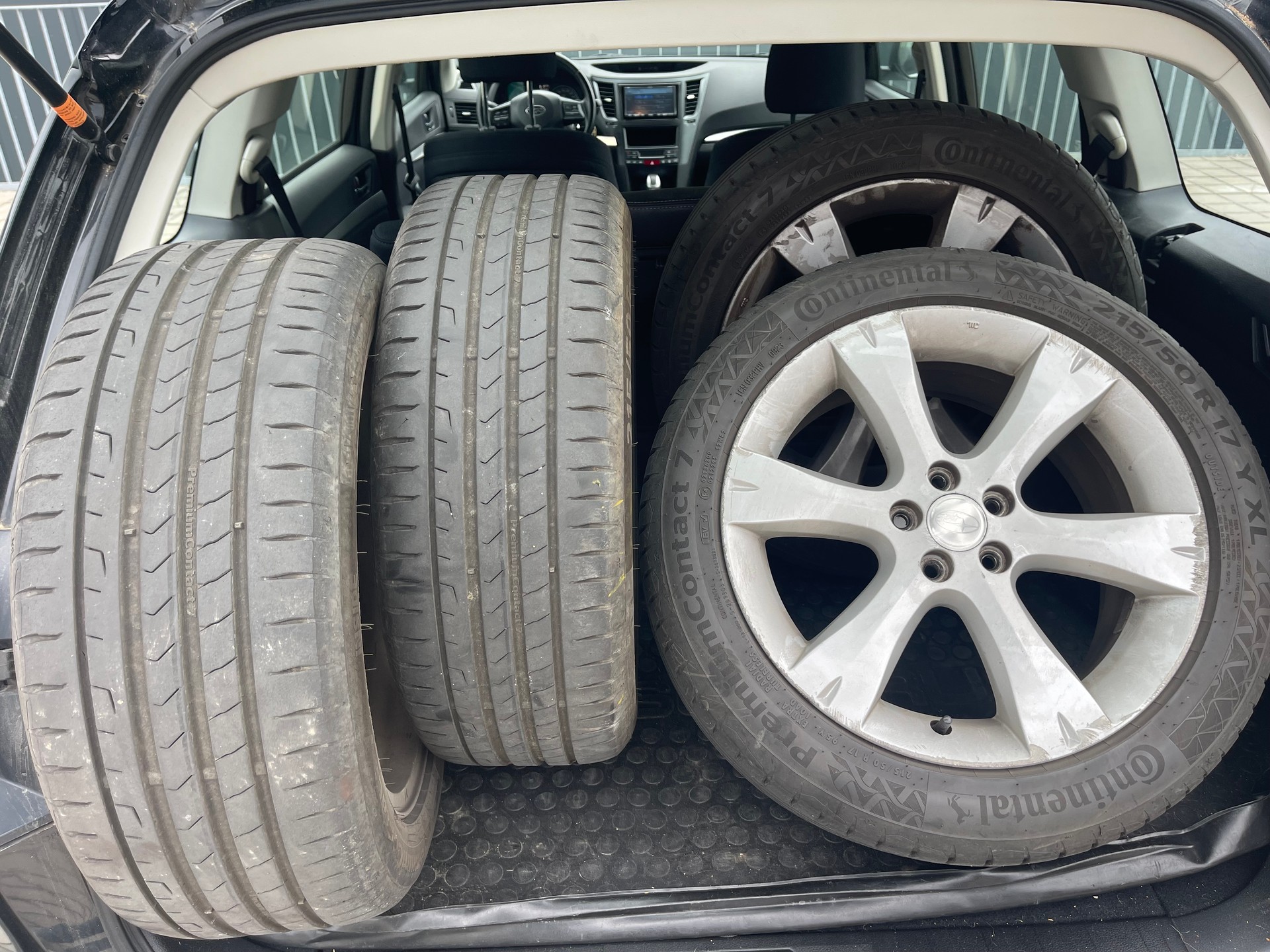 SUBARU Legacy 2.0i Limited AWD Lineartronic-image-10