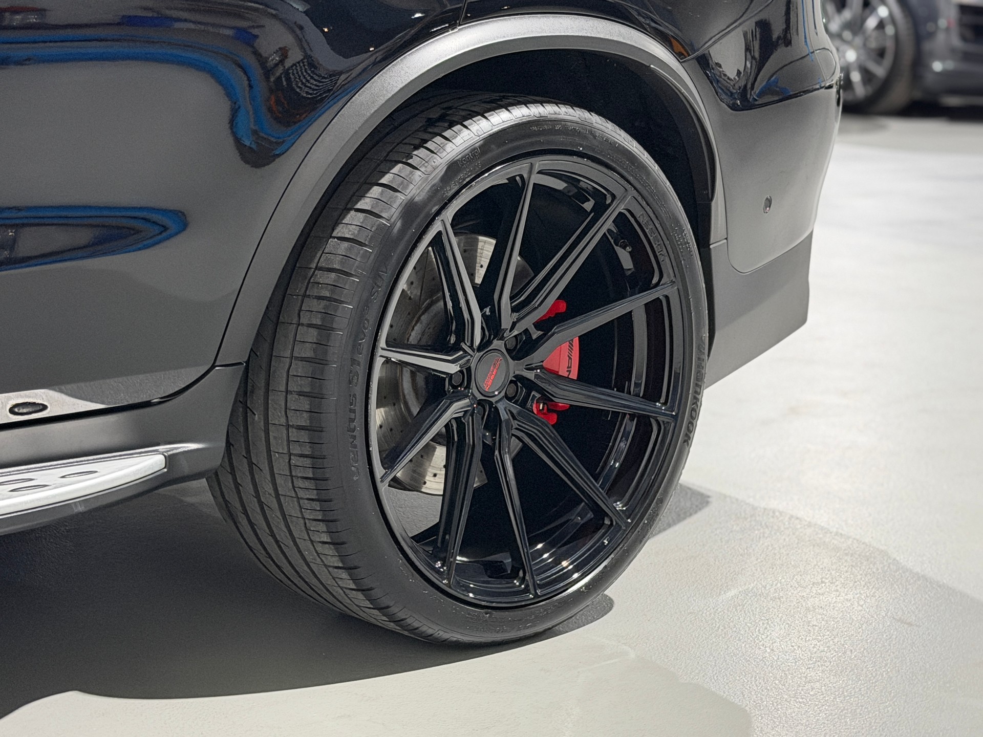 MERCEDES-BENZ GLC Coupé 63 S AMG 4Matic+ 9G-Tronic / AHK 2.2T / 22'' Vossen-image-18