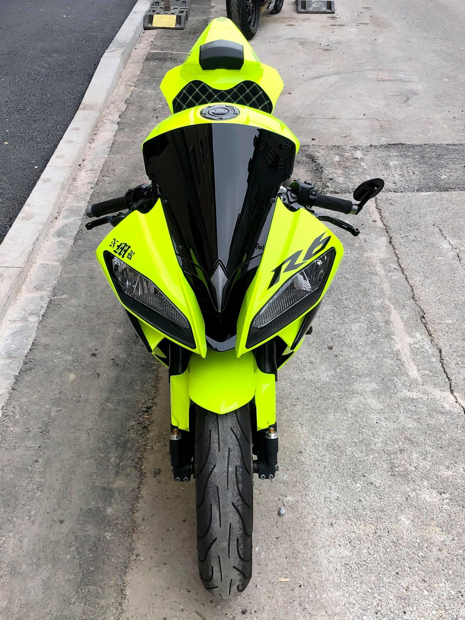 YAMAHA YZF-R6-image-3