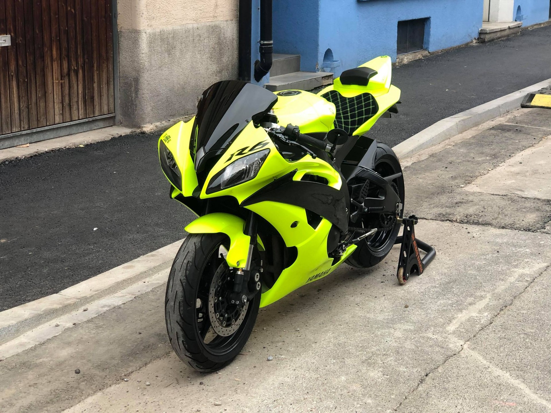 YAMAHA YZF-R6-image-5