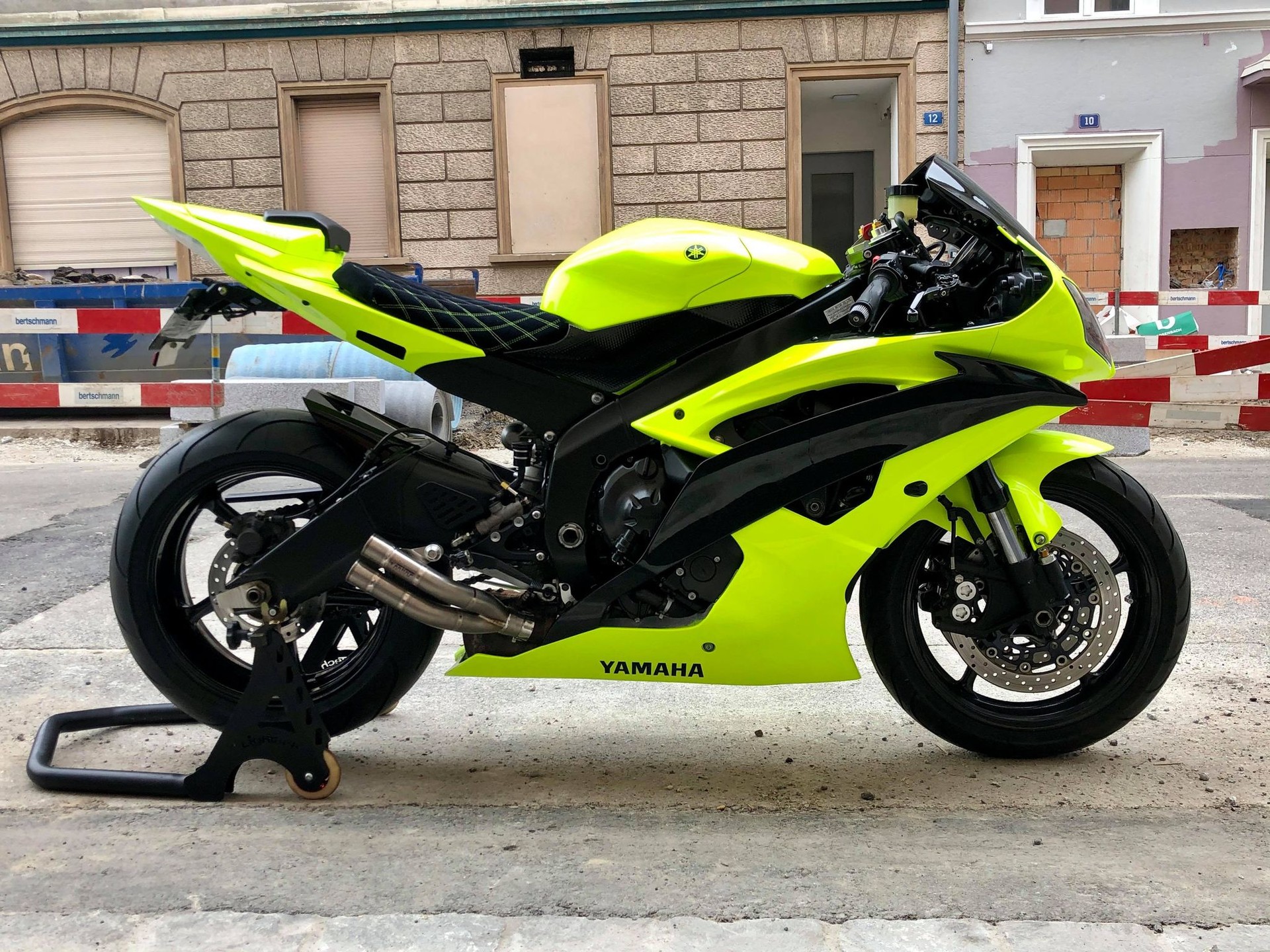 YAMAHA YZF-R6-image-0