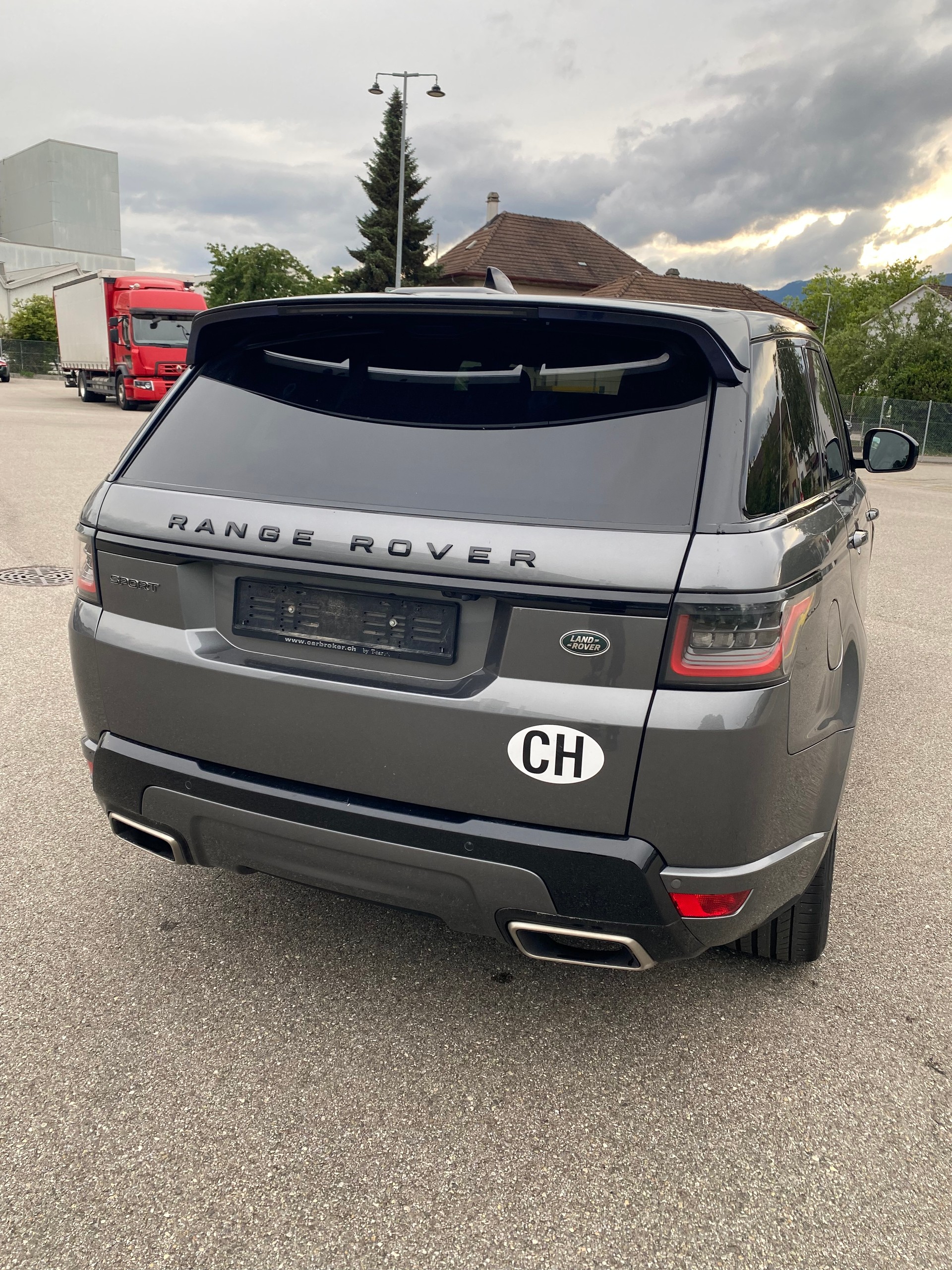 LAND ROVER Range Rover Sport 3.0 SDV6 HSE Dynamic Automatic-image-2