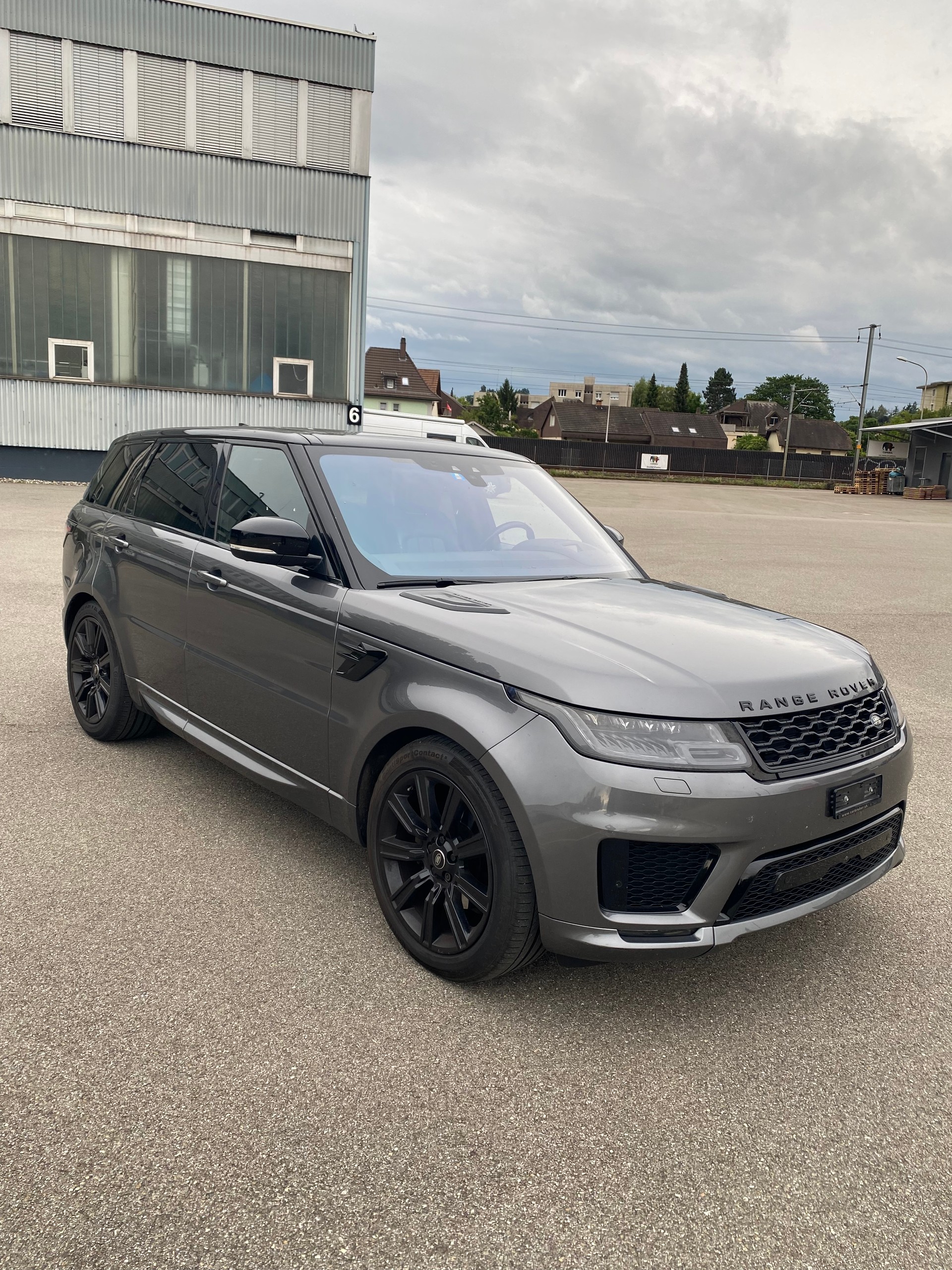 LAND ROVER Range Rover Sport 3.0 SDV6 HSE Dynamic Automatic-image-3