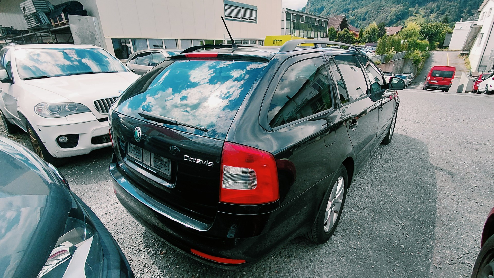 SKODA Octavia Combi 1.8 TSI Elegance 4x4-image-10