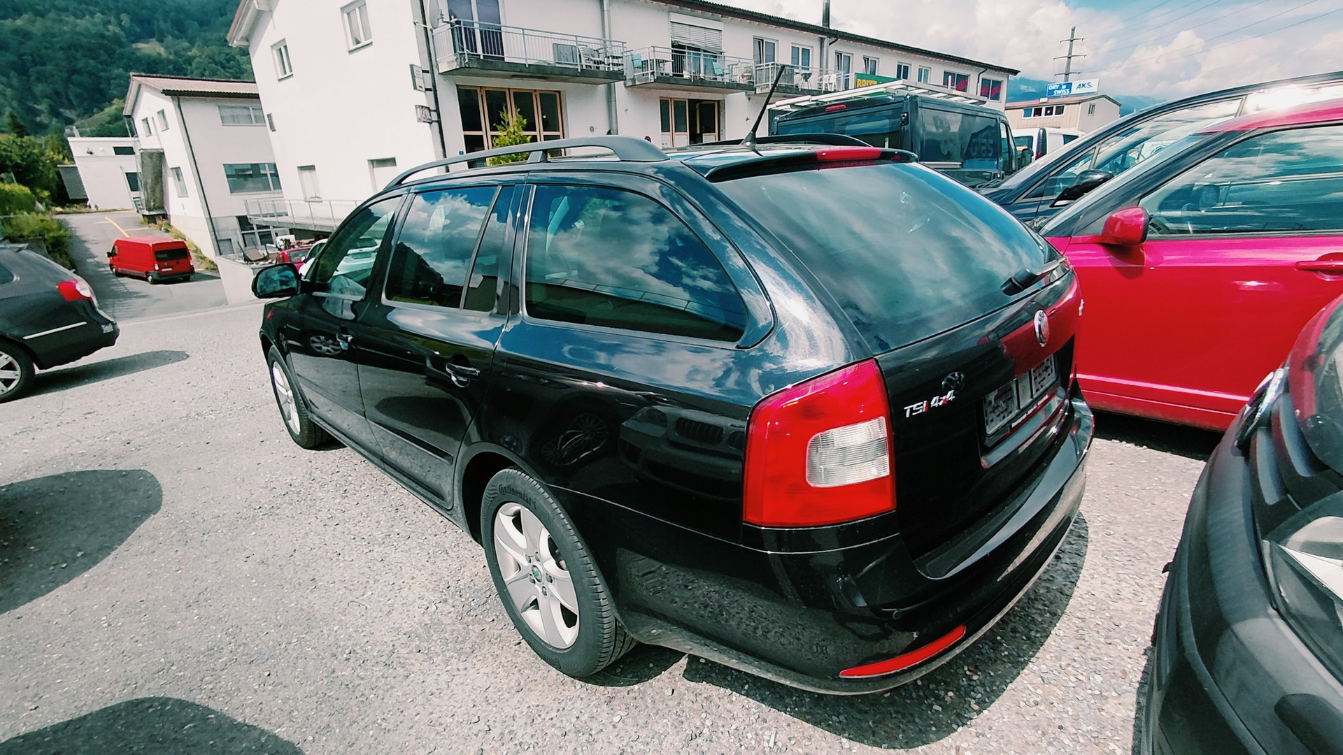 SKODA Octavia Combi 1.8 TSI Elegance 4x4-image-2