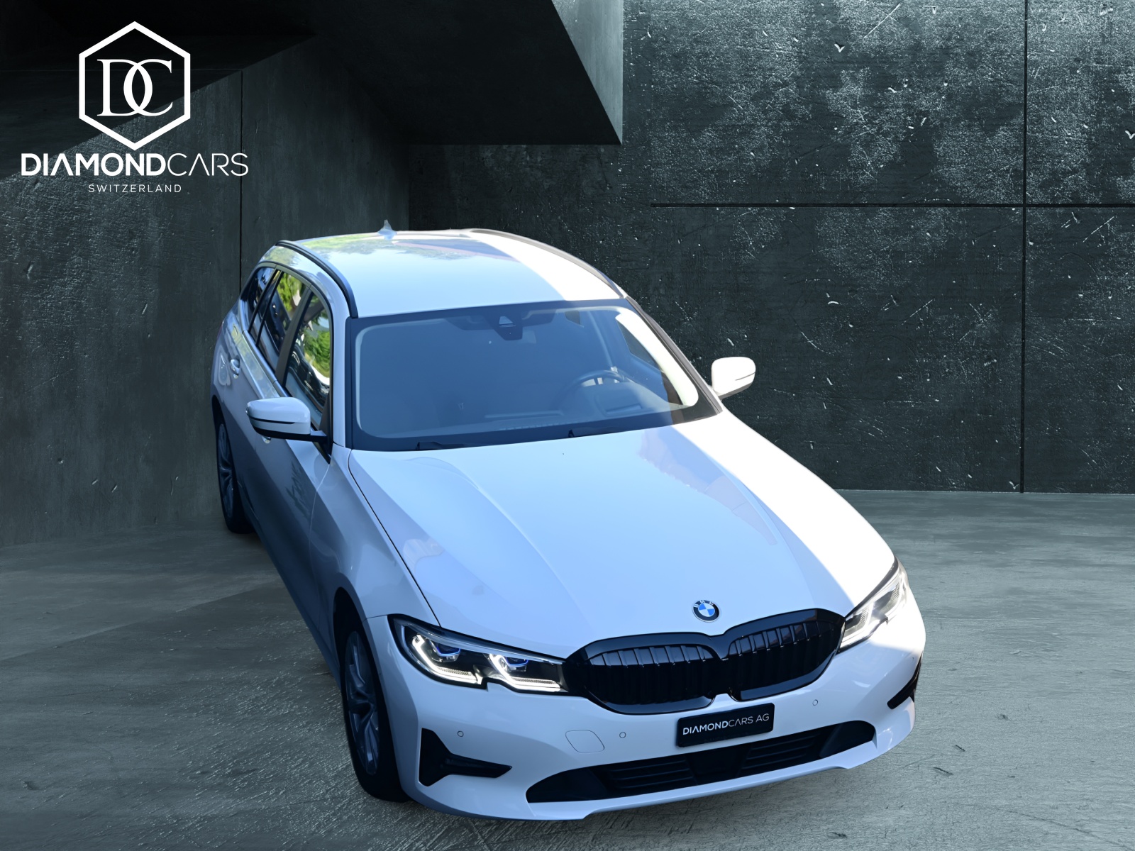 BMW 320d xDrive Touring **HUD*LASER-Light*AHK*8-fach*-showroom-element-2