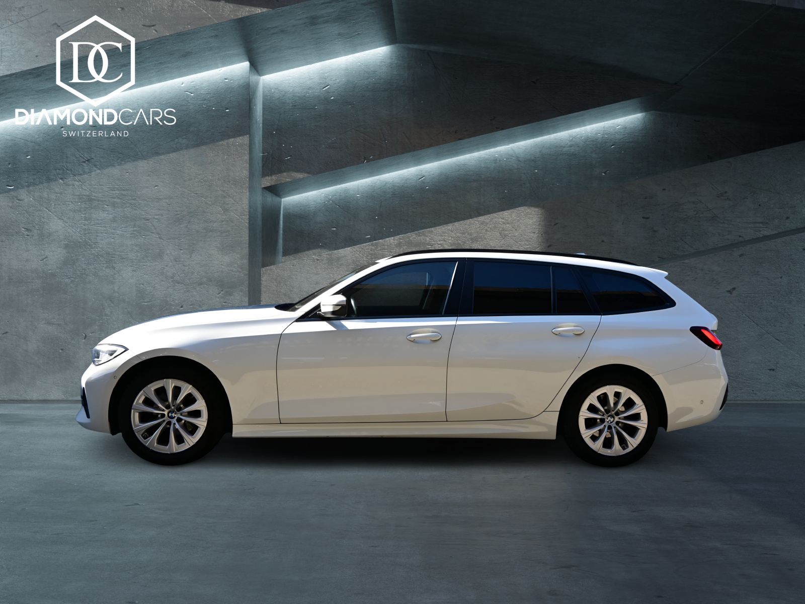 BMW 320d xDrive Touring **HUD*LASER-Light*AHK*8-fach*-image-4