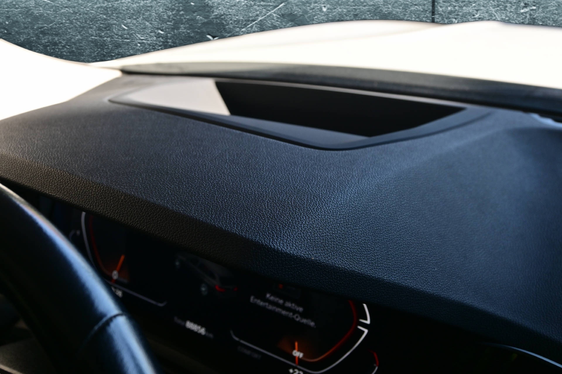 BMW 320d xDrive Touring **HUD*LASER-Light*AHK*8-fach*-image-17