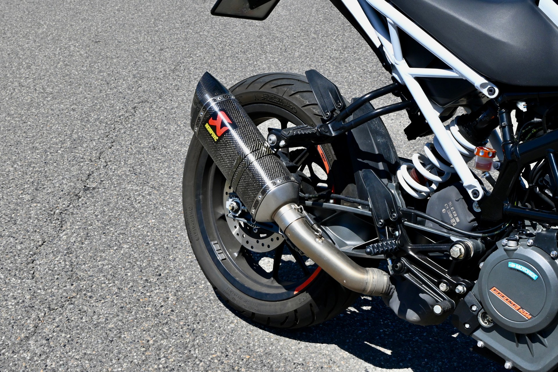KTM 390 Duke-image-8