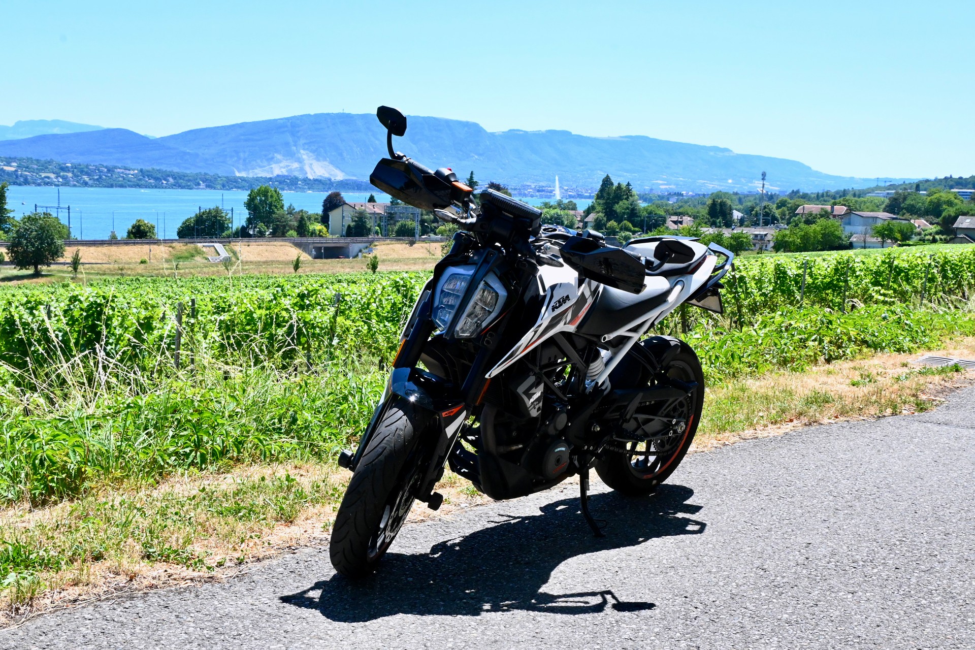 KTM 390 Duke-image-5
