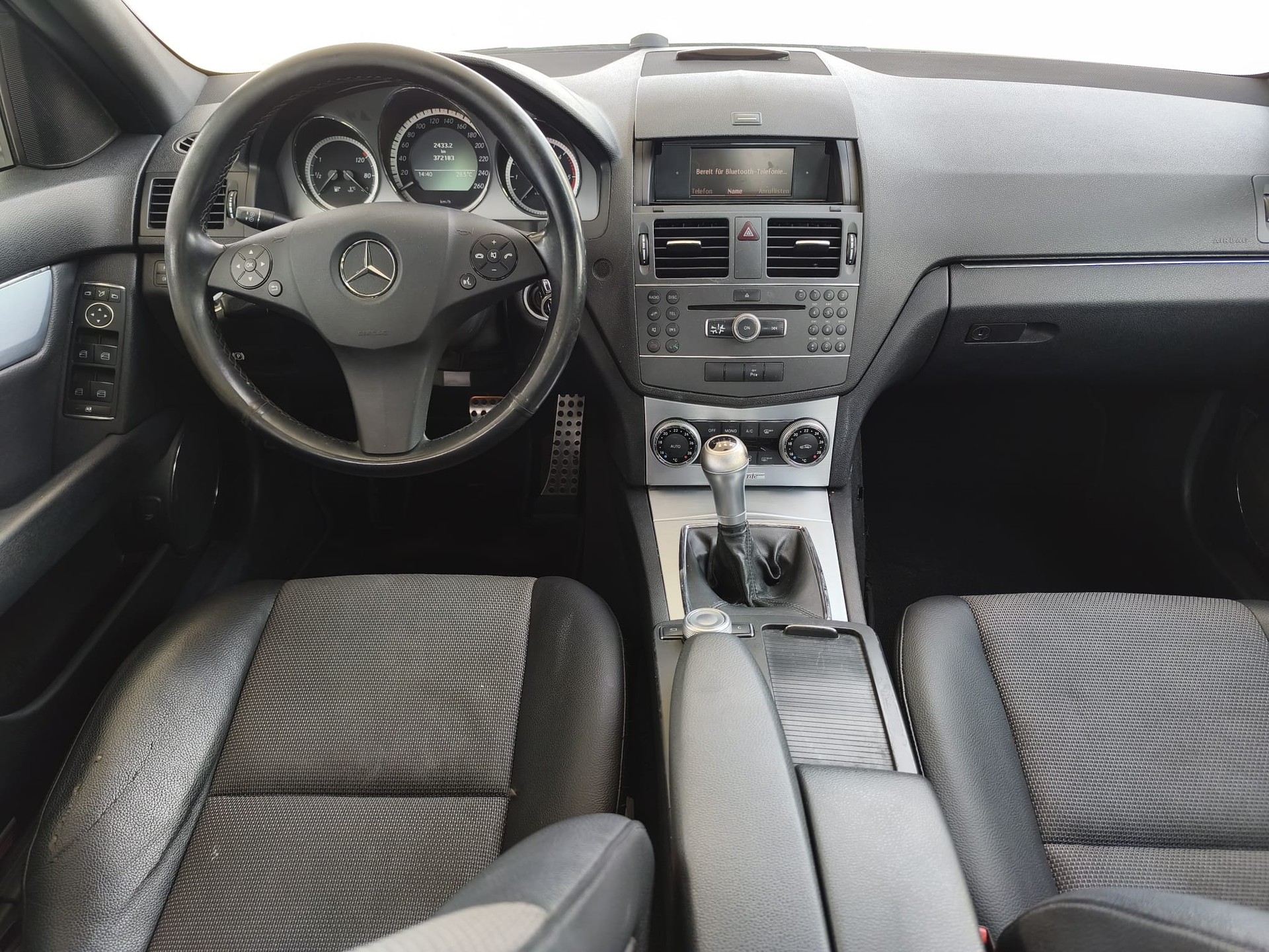 MERCEDES-BENZ C 180 CDI BlueEfficiency My Star Automatic-image-8