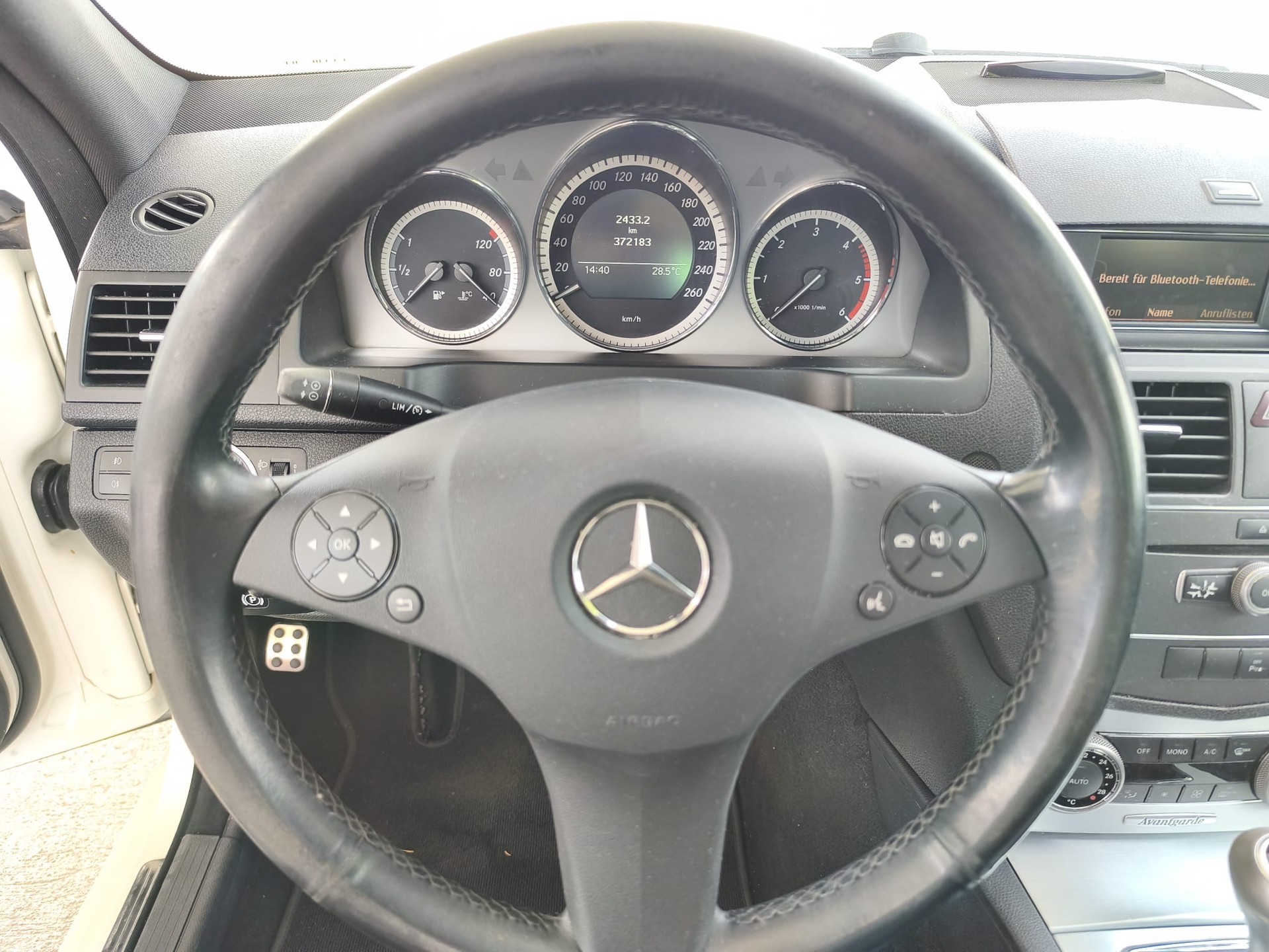 MERCEDES-BENZ C 180 CDI BlueEfficiency My Star Automatic-image-14