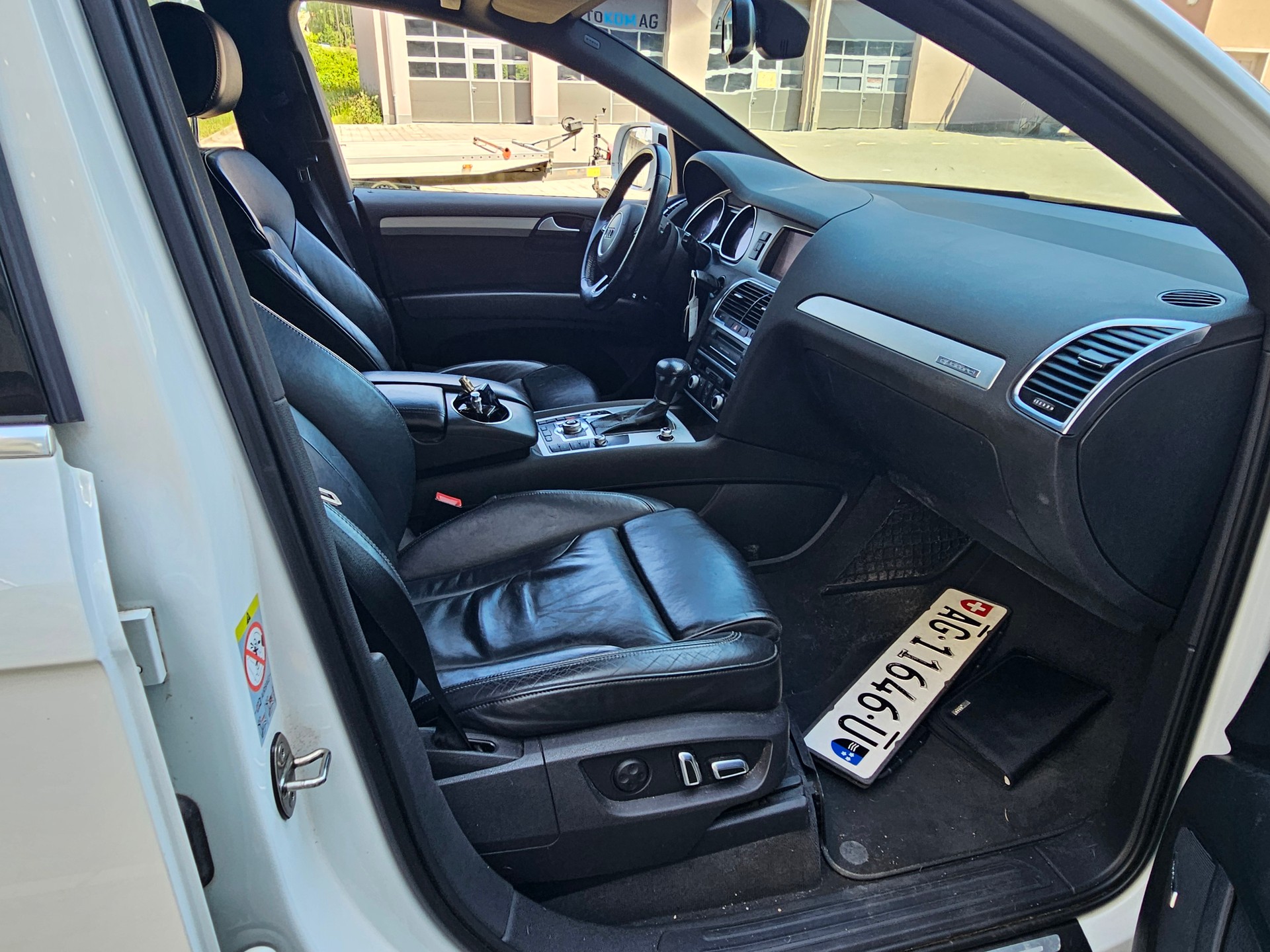 AUDI Q7 3.0 TDI quattro tiptronic-image-7