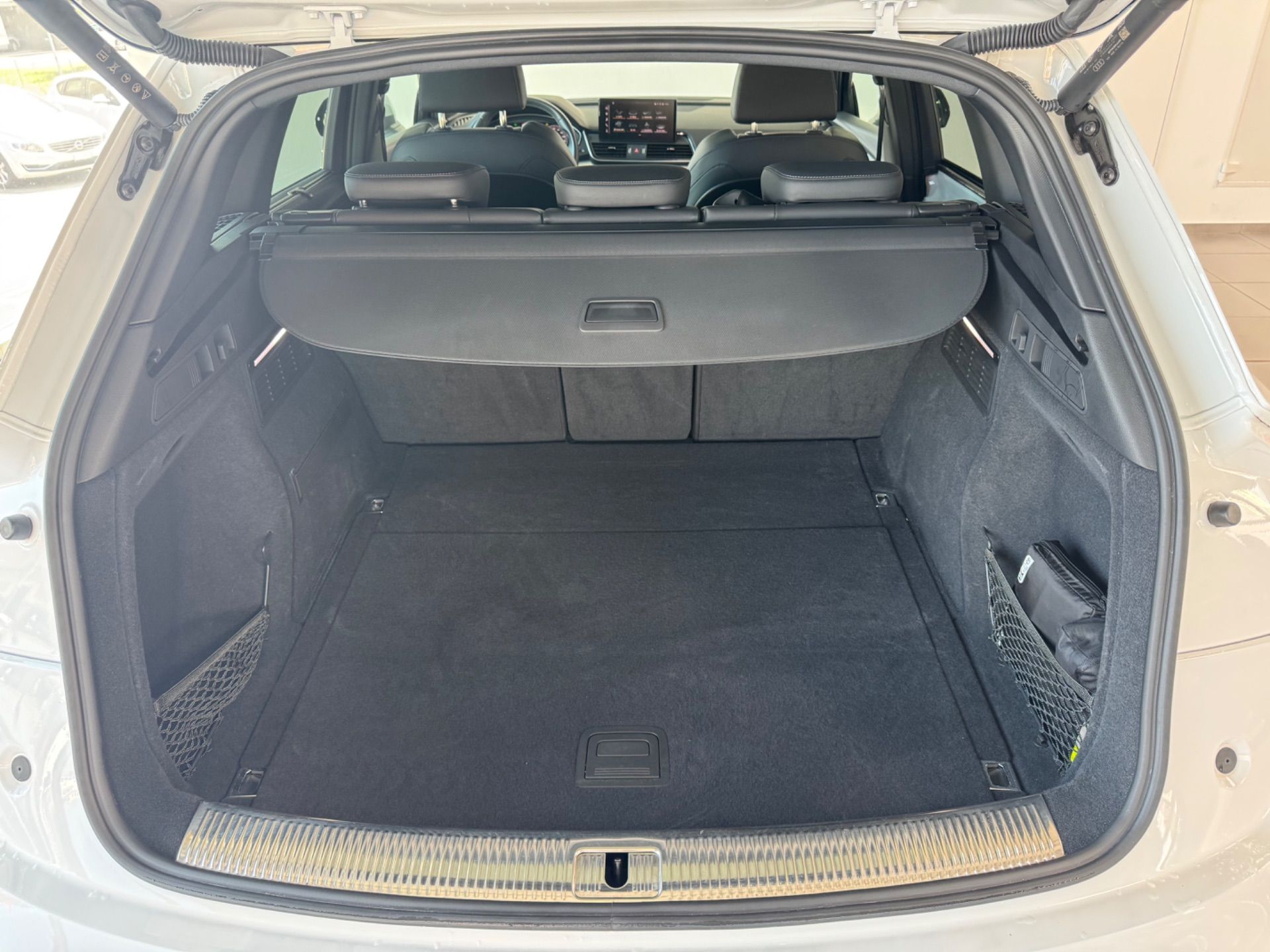 AUDI Q5 40 TDI quattro S-line quattro S-tronic-image-24