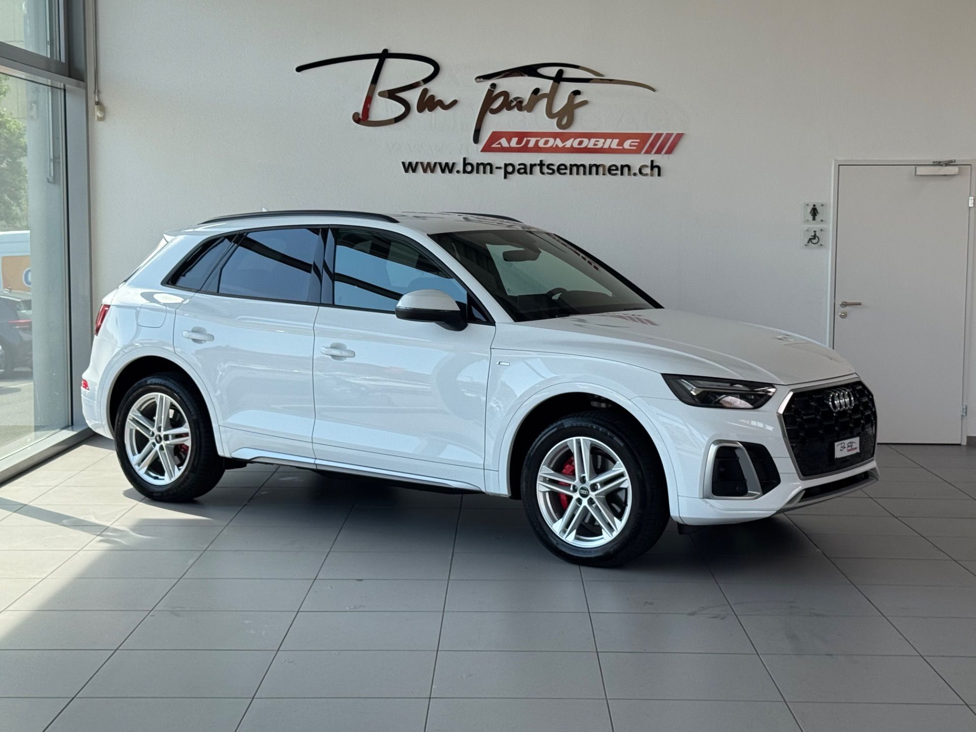 AUDI Q5 40 TDI quattro S-line quattro S-tronic