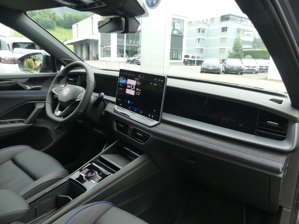VW Tayron 2.0 TSI R-Line United DSG 4Motion-image-9