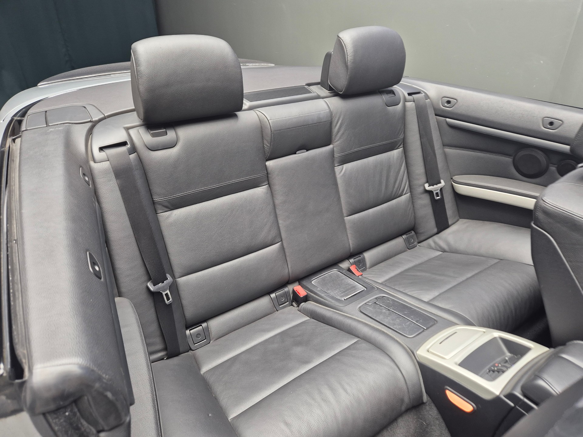 BMW 335i Cabriolet Steptronic-image-15