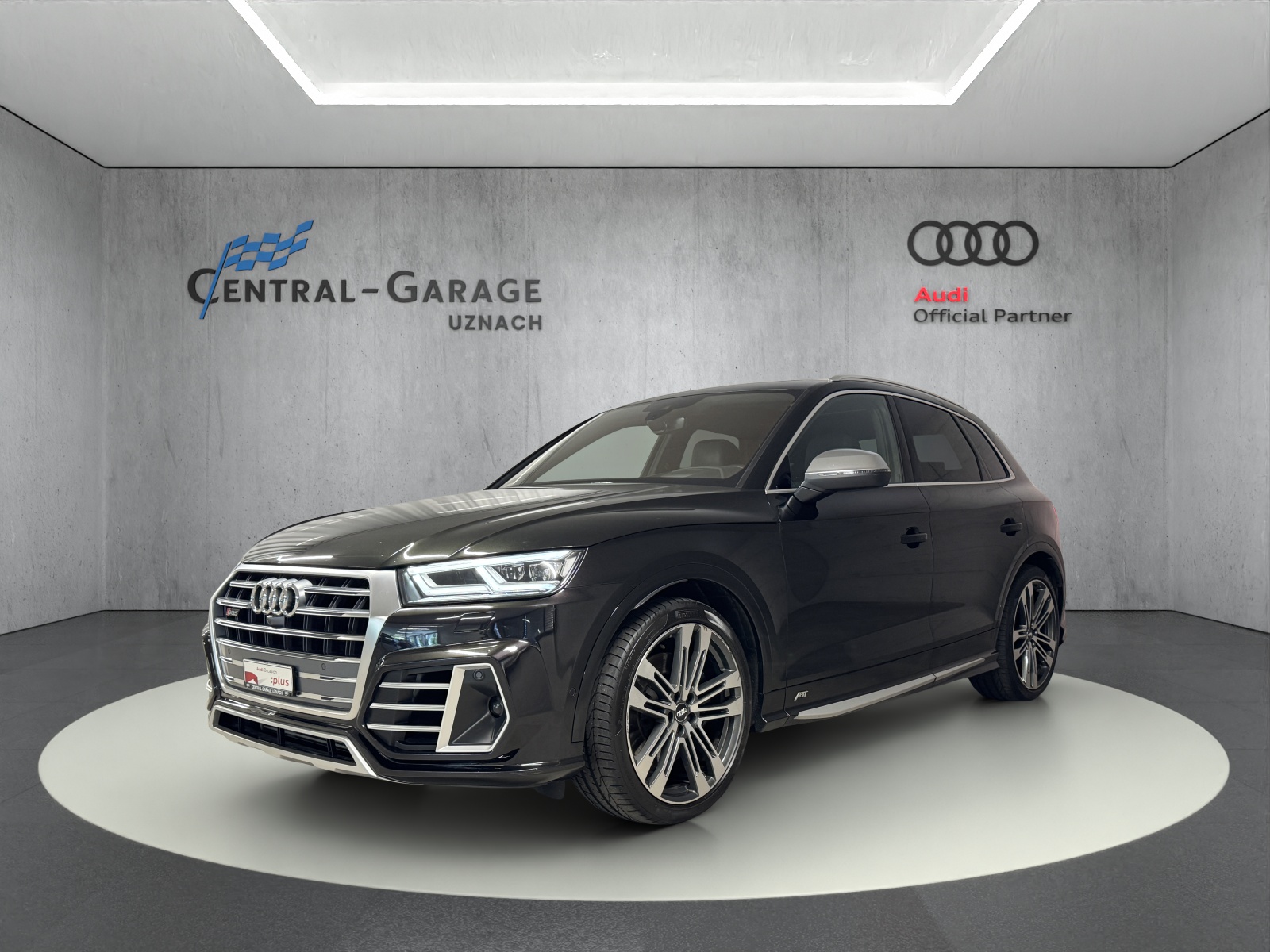 AUDI SQ5 TDI quattro tiptronic