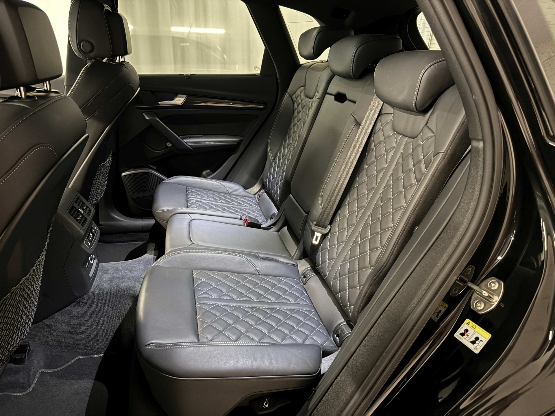 AUDI SQ5 TDI quattro tiptronic-image-12
