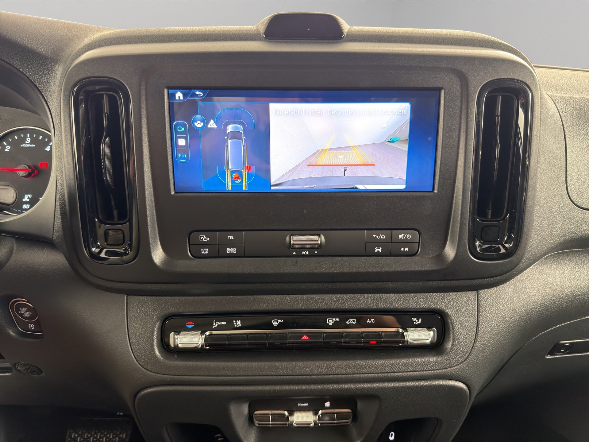 MERCEDES-BENZ Vito 114 Kaw. L 2.0 CDI Pro Worker II 4Matic-image-11