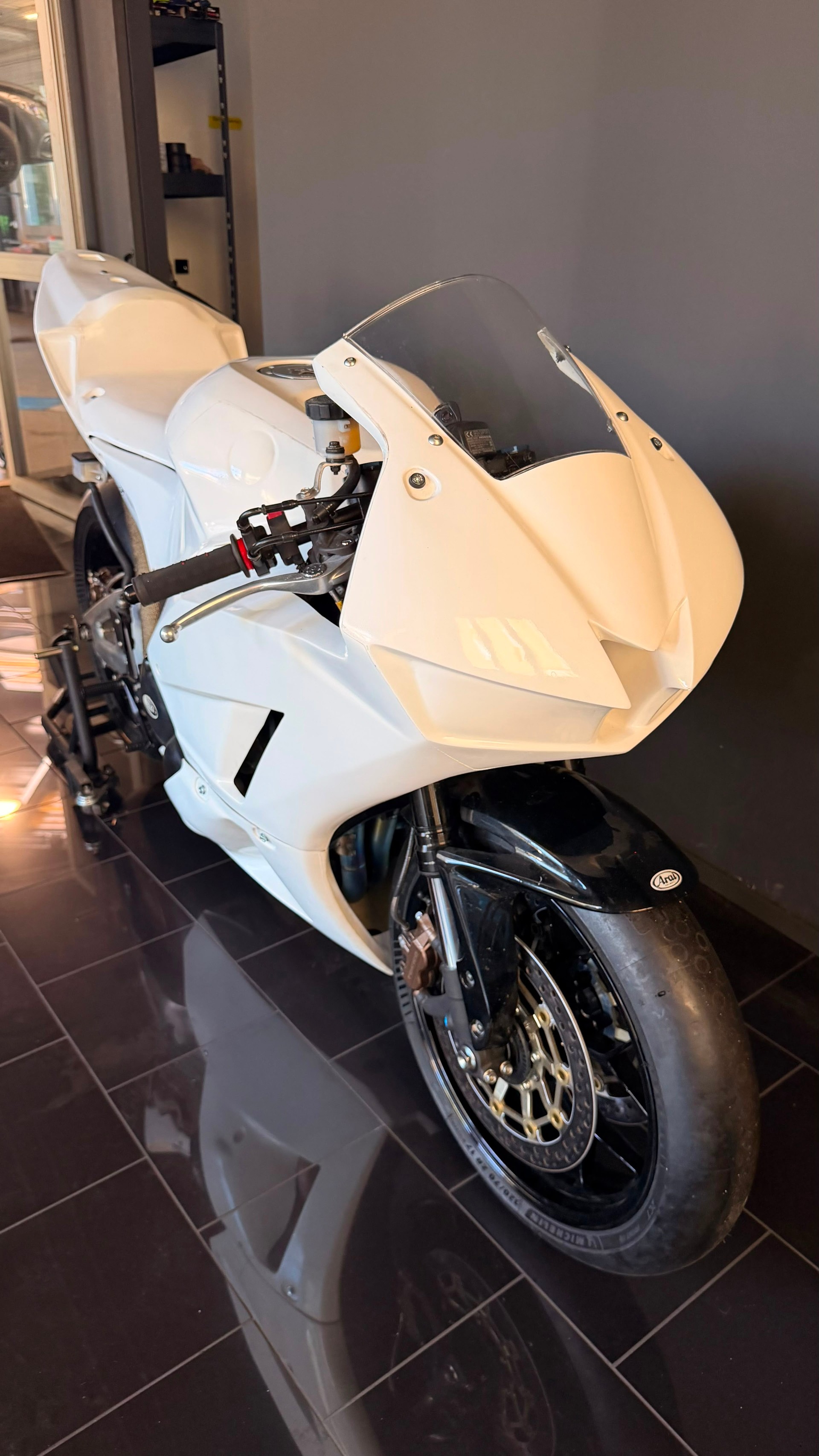 HONDA CBR 600 RA ABS-image-5