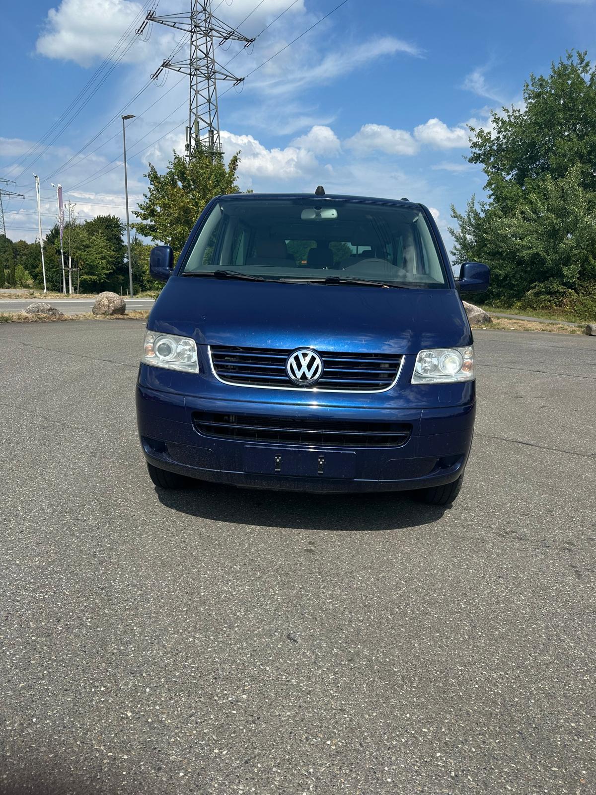 VW Caravelle