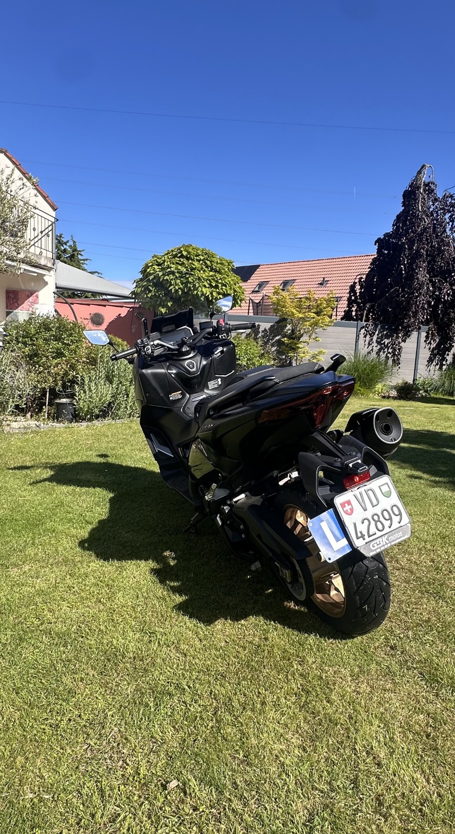 YAMAHA T-MAX Tech-Max XP 560-image-10