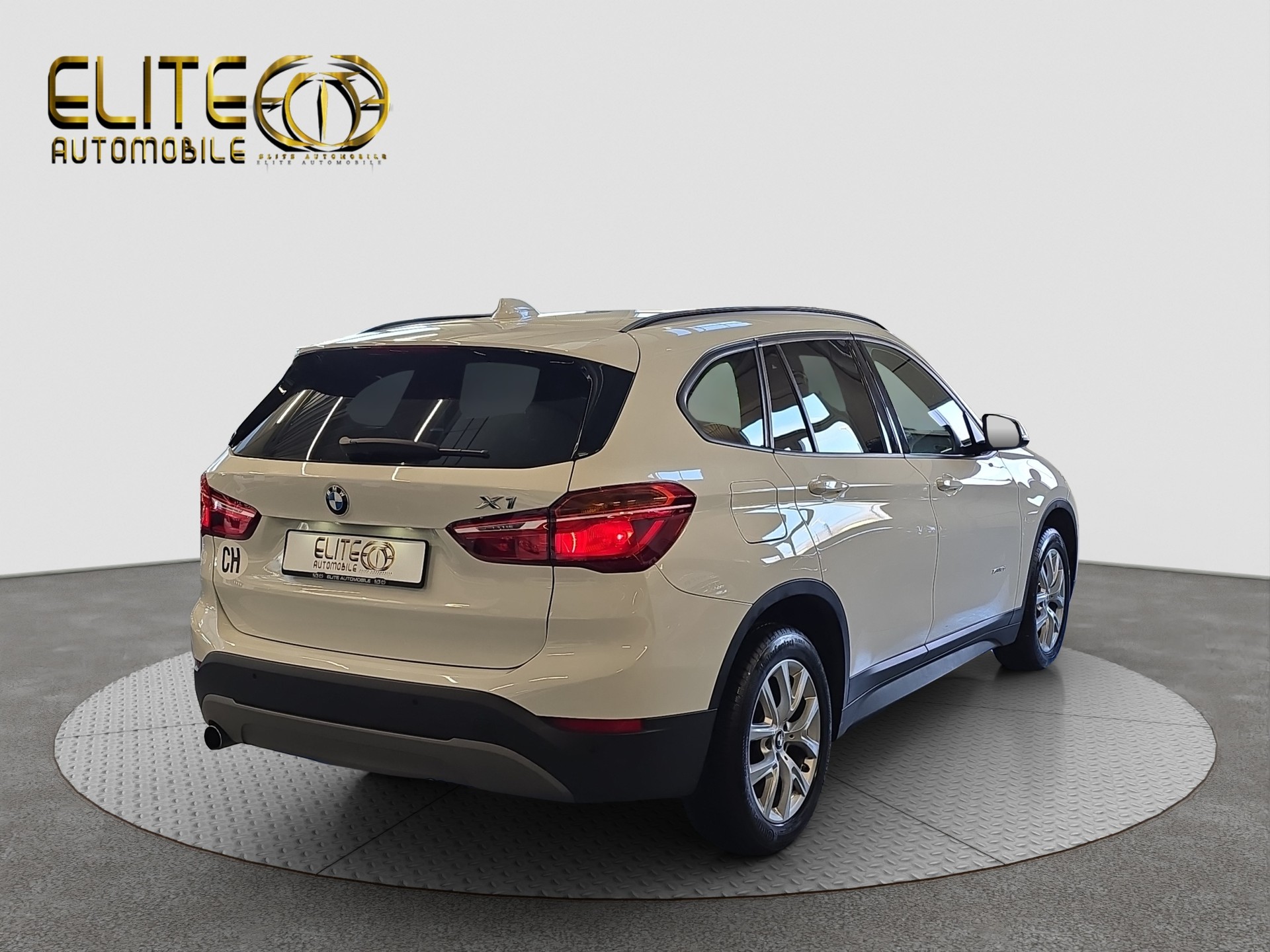 BMW X1 xDrive 18d Steptronic-image-7